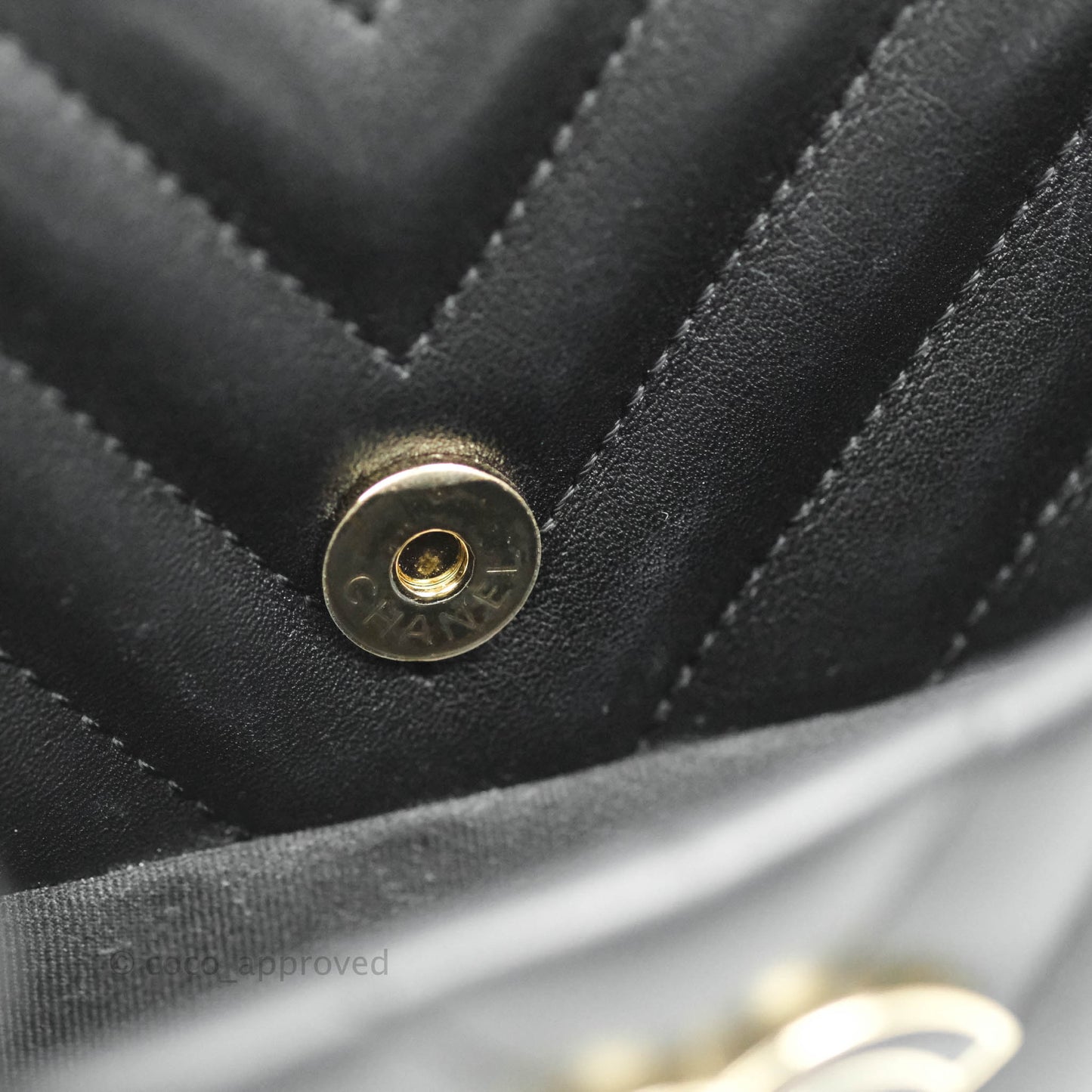 Chanel Daily Chevron Camera Case Black Calfskin Gold Hardware