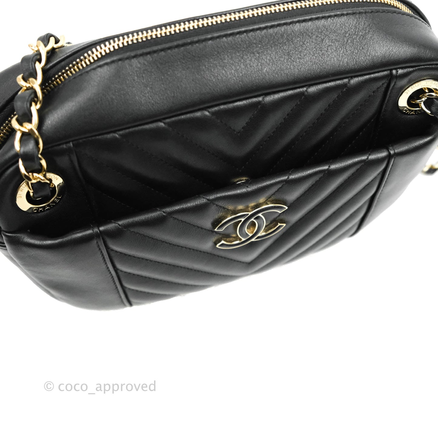 Chanel Daily Chevron Camera Case Black Calfskin Gold Hardware