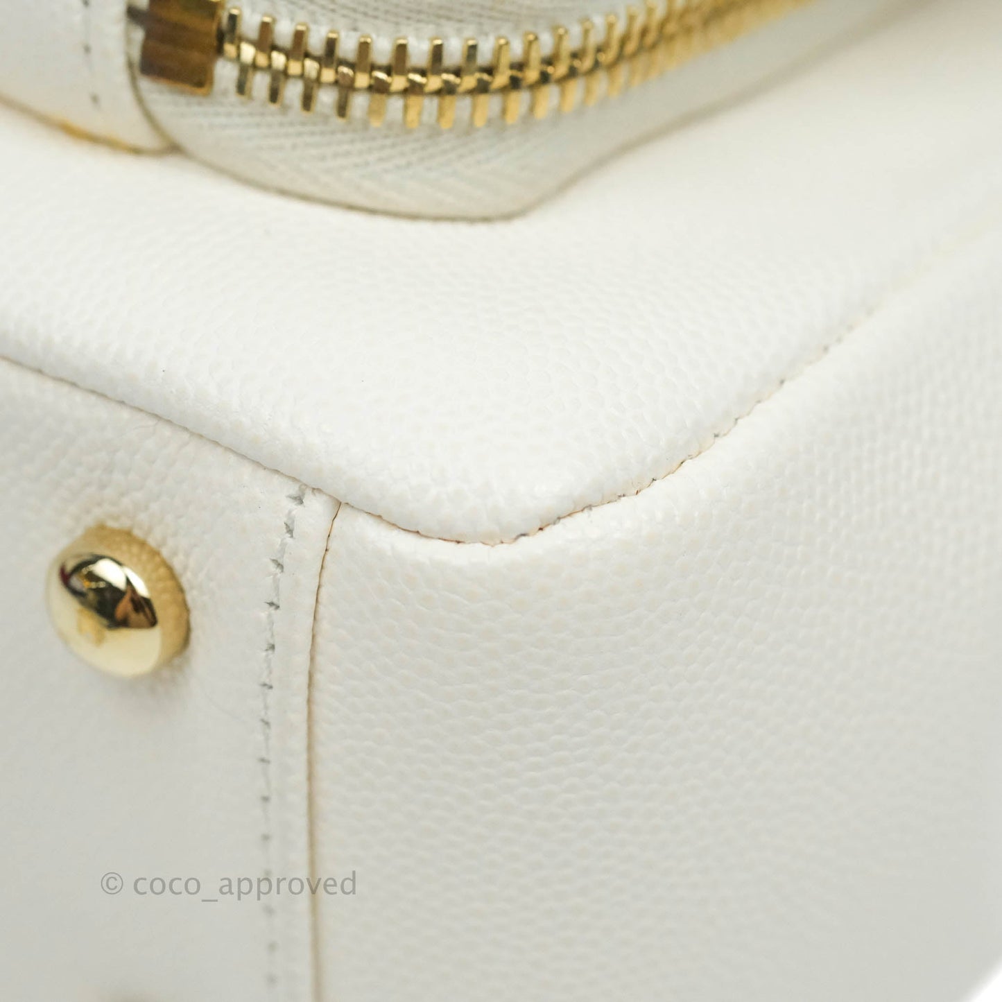 Chanel Quilted Medium Business Affinity Flap White Caviar Gold Hardware