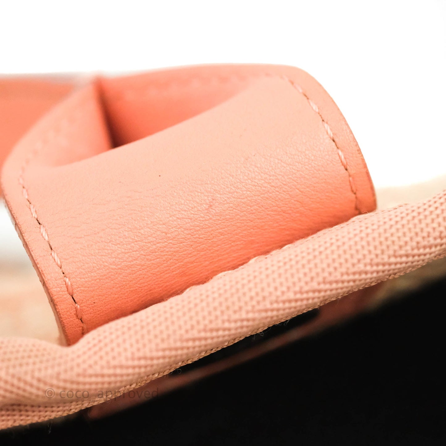 Chanel Large Deauville Pink Tweed