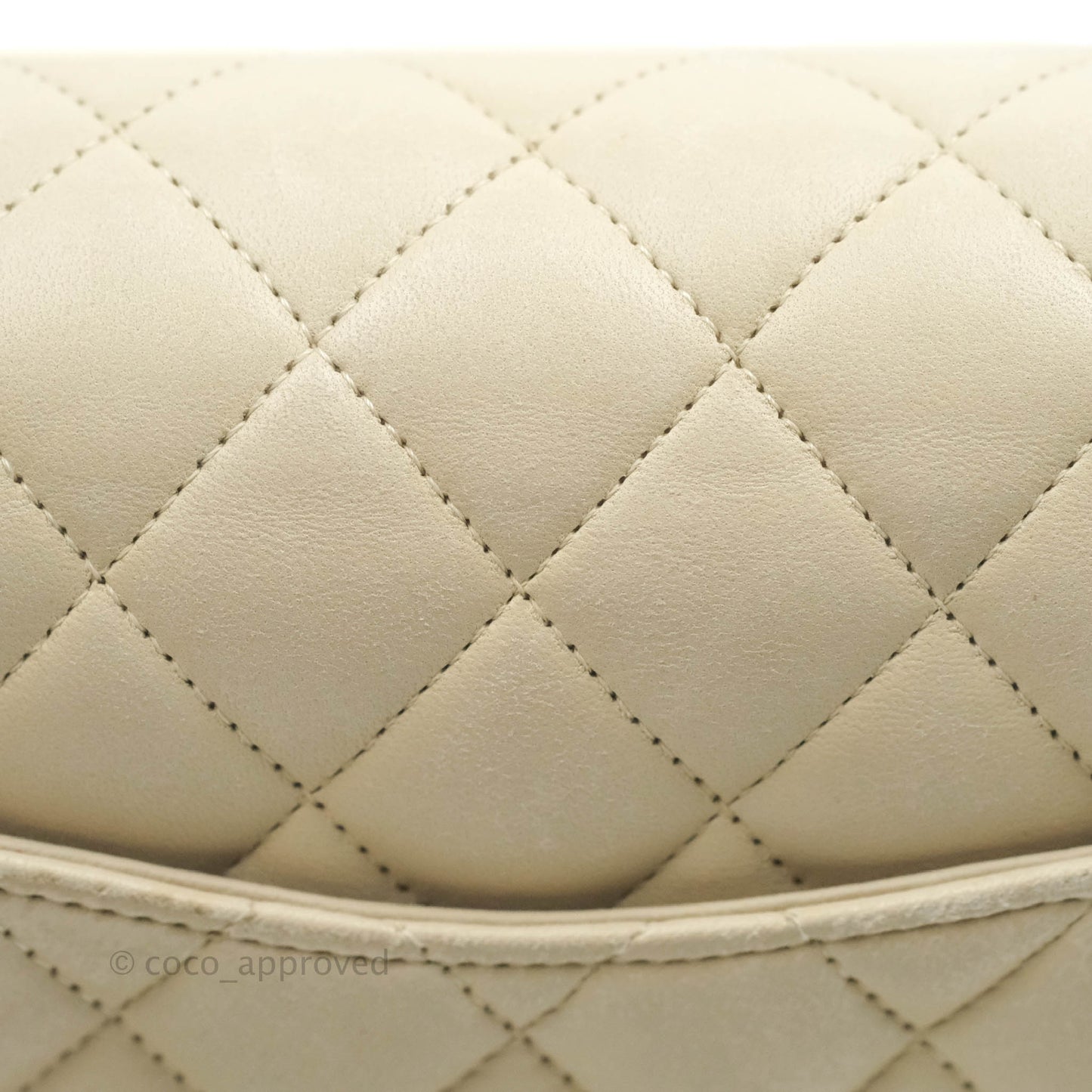 Chanel Classic M/L Medium Double Flap Light Beige Lambskin Gun Metal