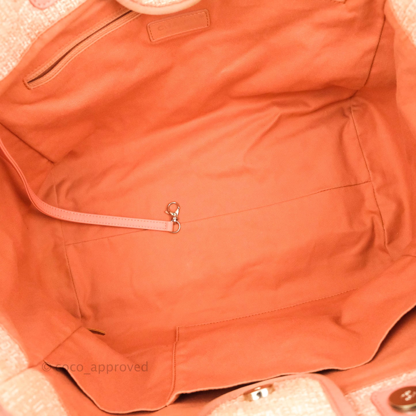 Chanel Large Deauville Pink Tweed