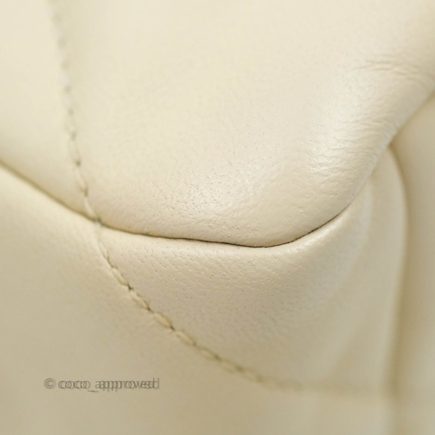 Chanel 19 Medium Beige Cream Goatskin Mixed Hardware