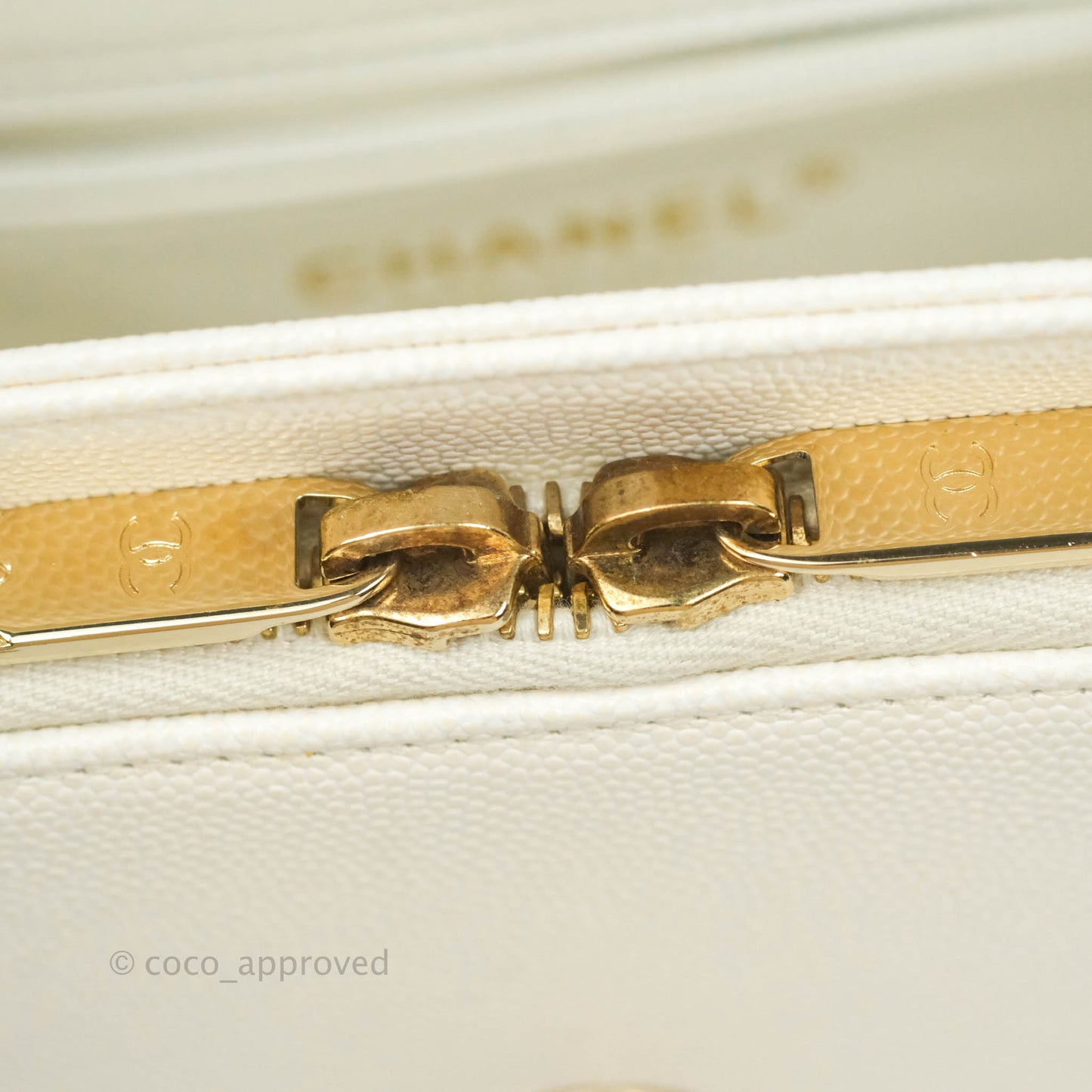 Chanel Quilted Medium Business Affinity Flap White Caviar Gold Hardware