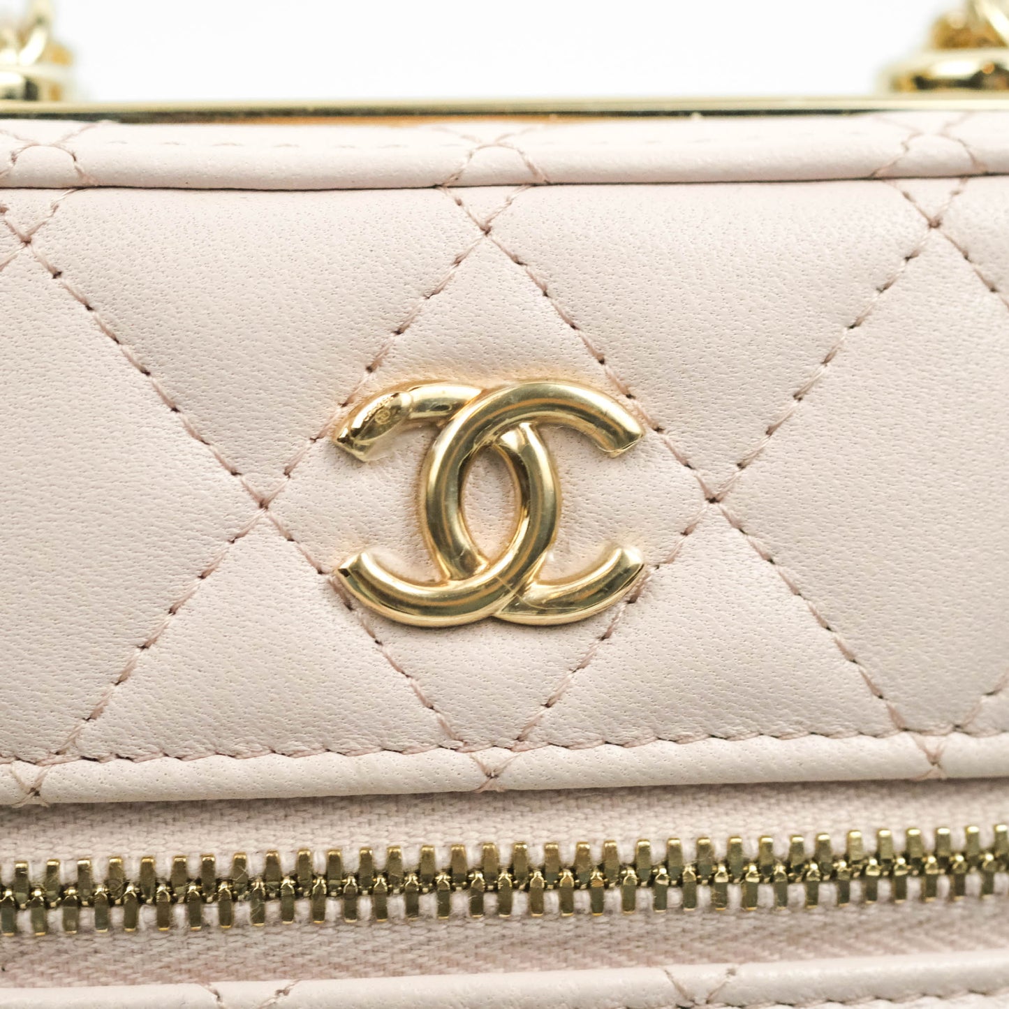 Chanel Quilted Trendy Vanity Phone Holder With Chain Pale Pink Lambskin Gold Hardware