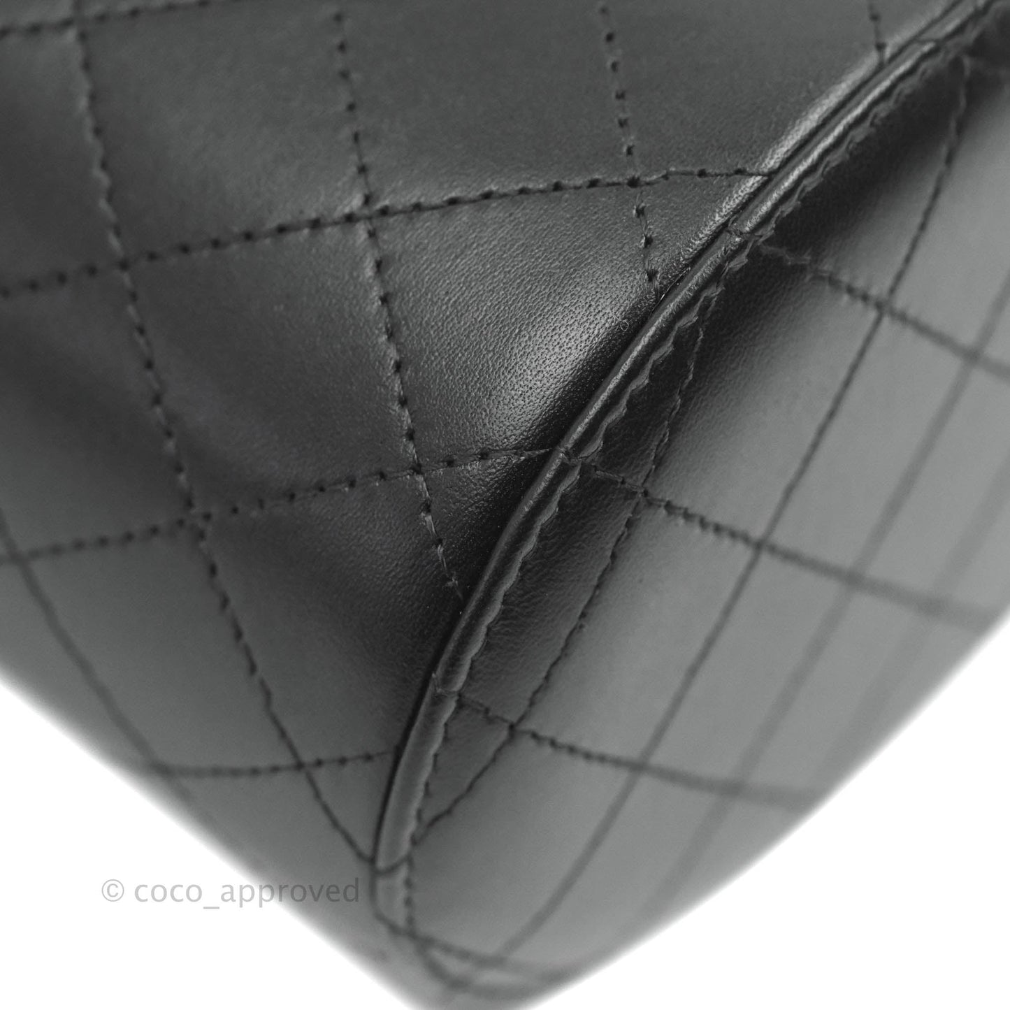 Chanel Quilted Round Vanity Clutch With Chain Black Lambskin Gold Hardware