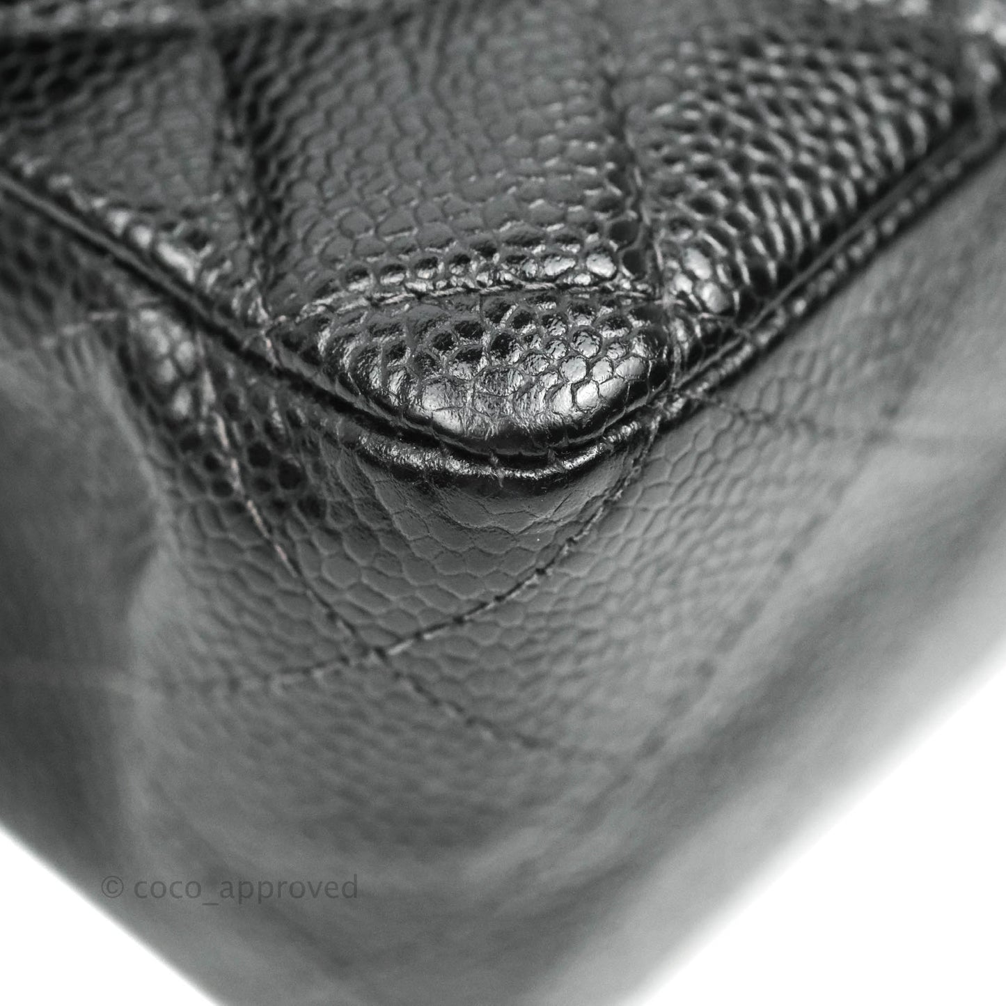Chanel Classic M/L Medium Double Flap Black Caviar 24K Gold Hardware