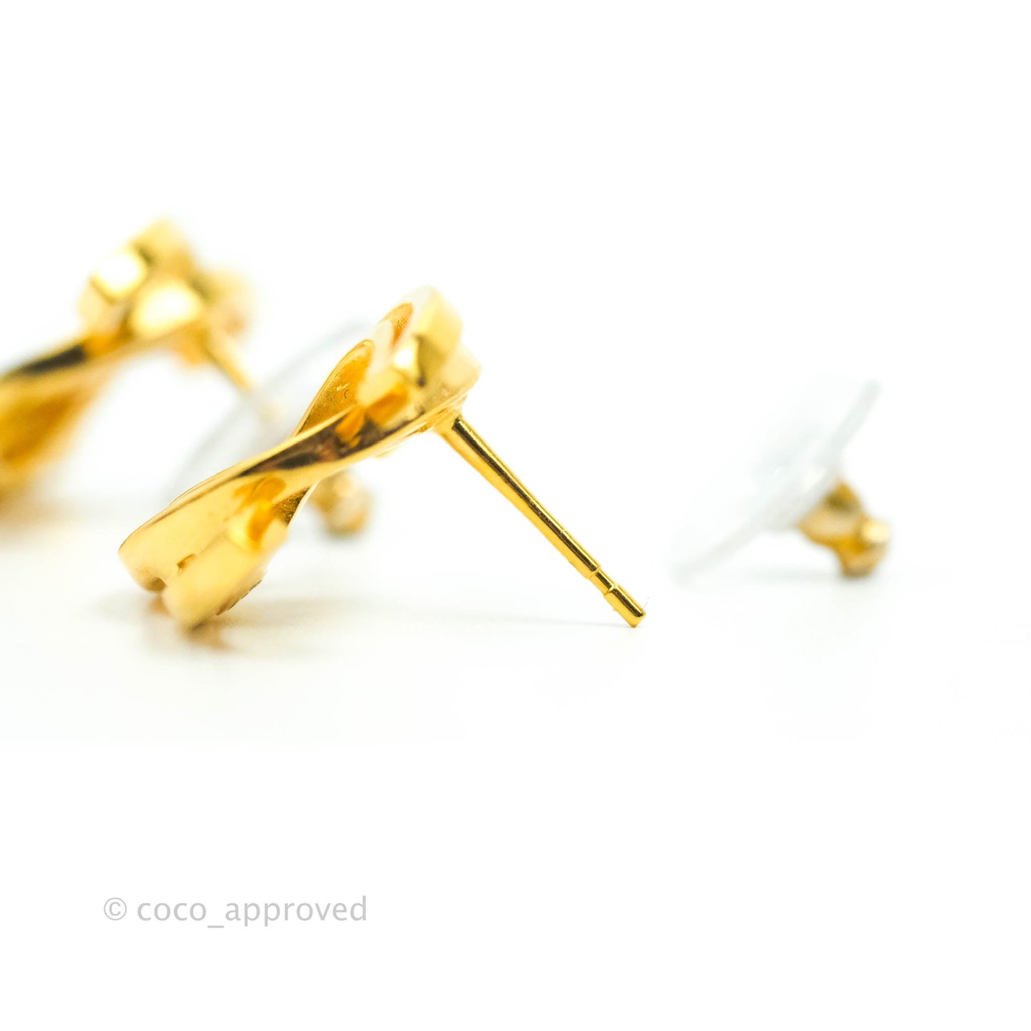 Chanel CC Earrings Gold Tone 20K