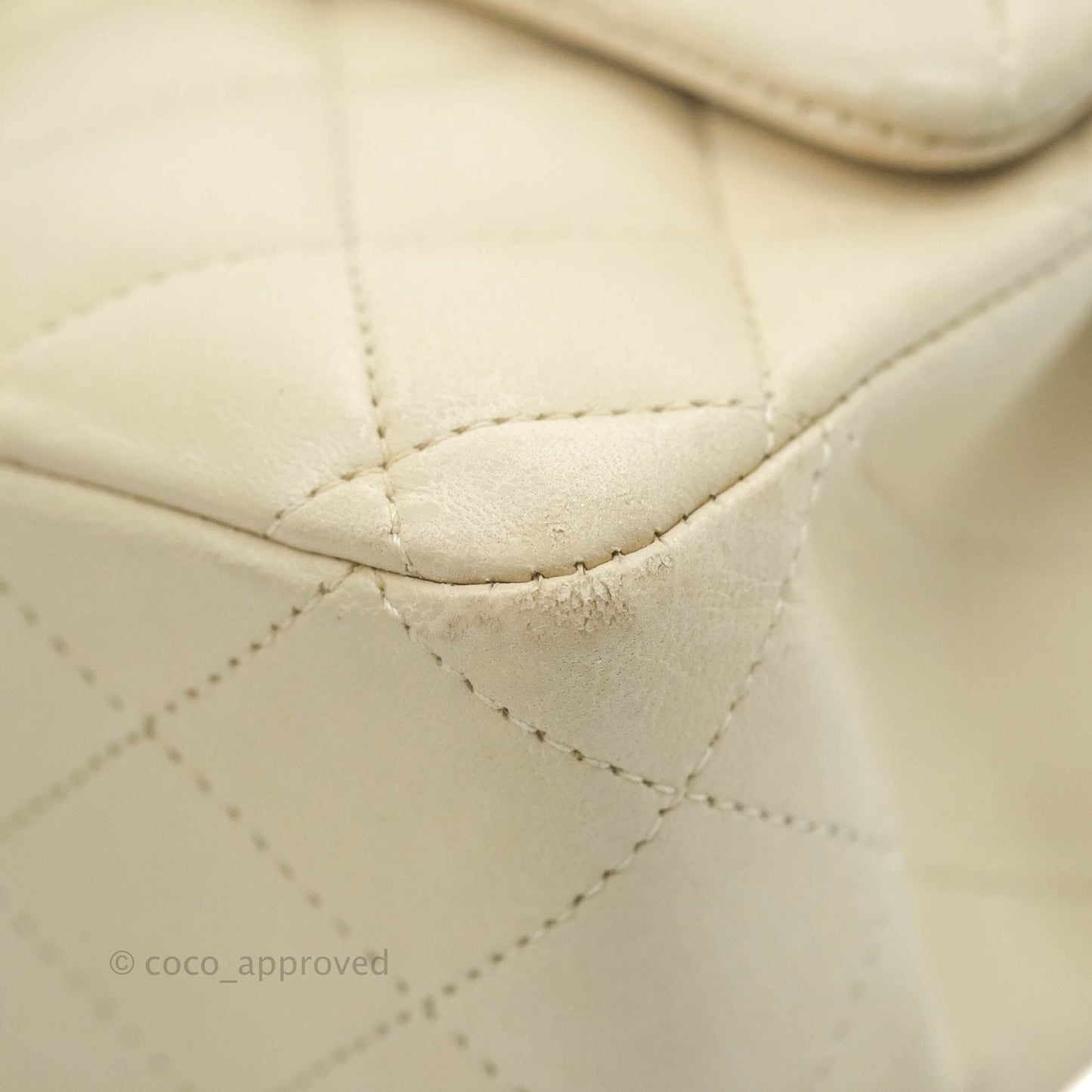Chanel Classic M/L Medium Double Flap Light Beige Lambskin Gun Metal