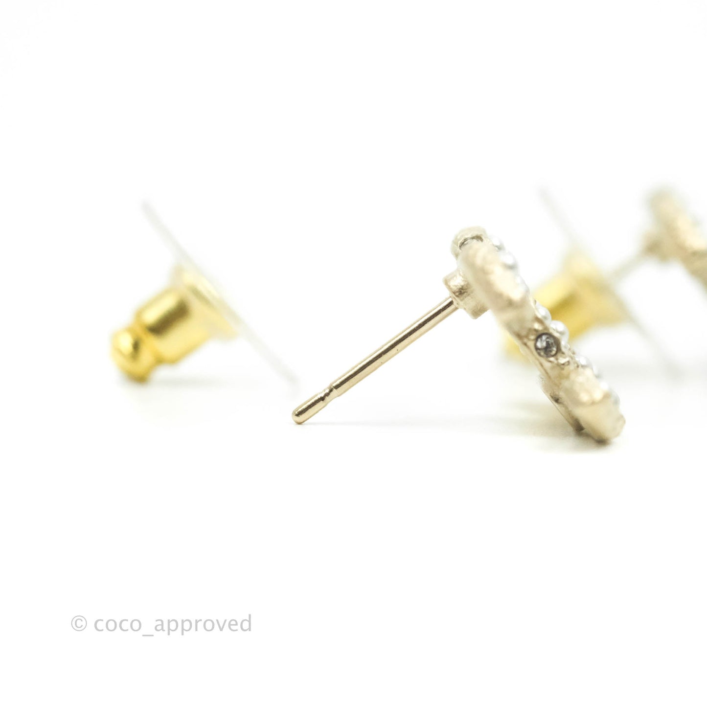 Chanel CC Pearl Earrings Gold Tone 21V