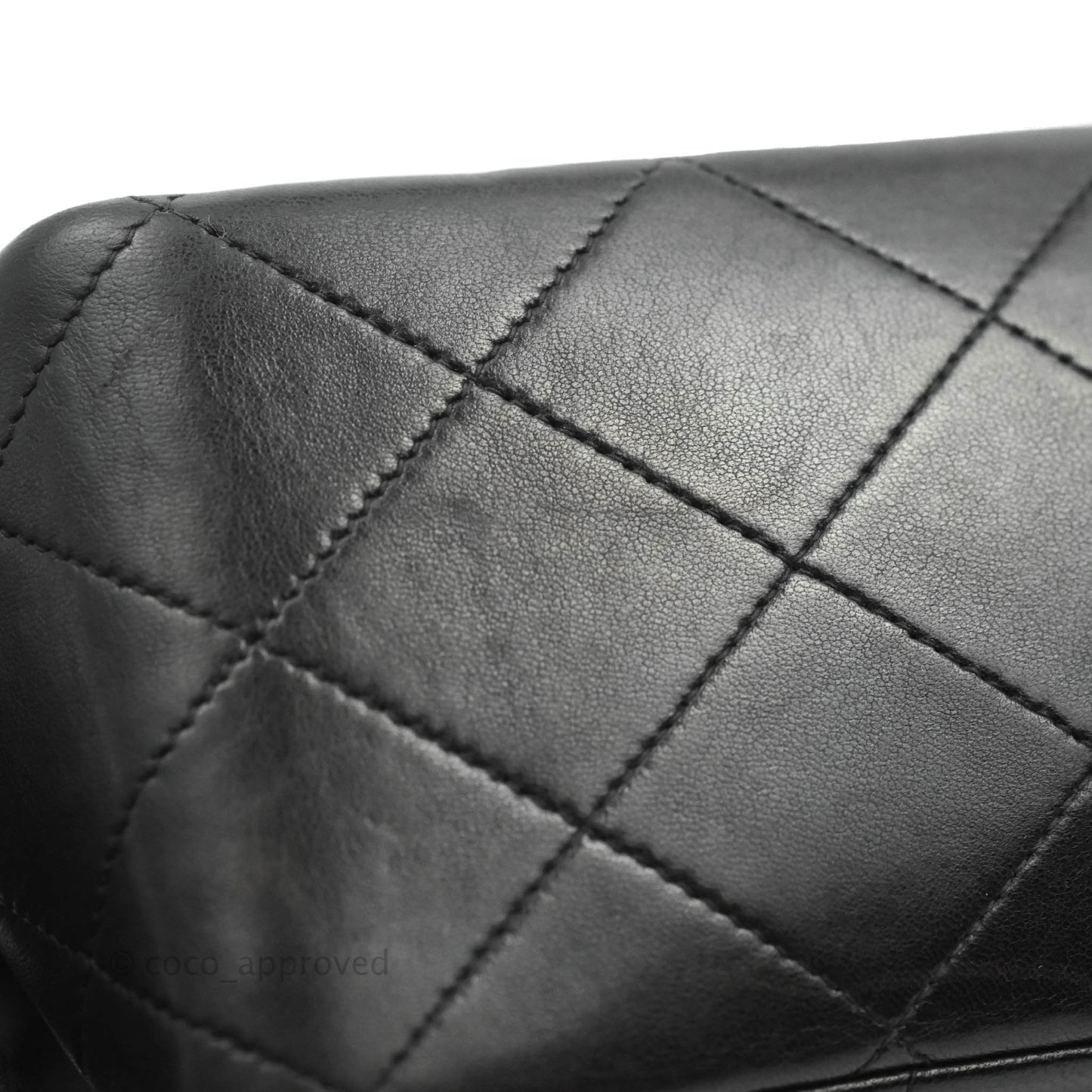 Chanel Vintage Jumbo Single Flap Black Lambskin 24K Gold Hardware