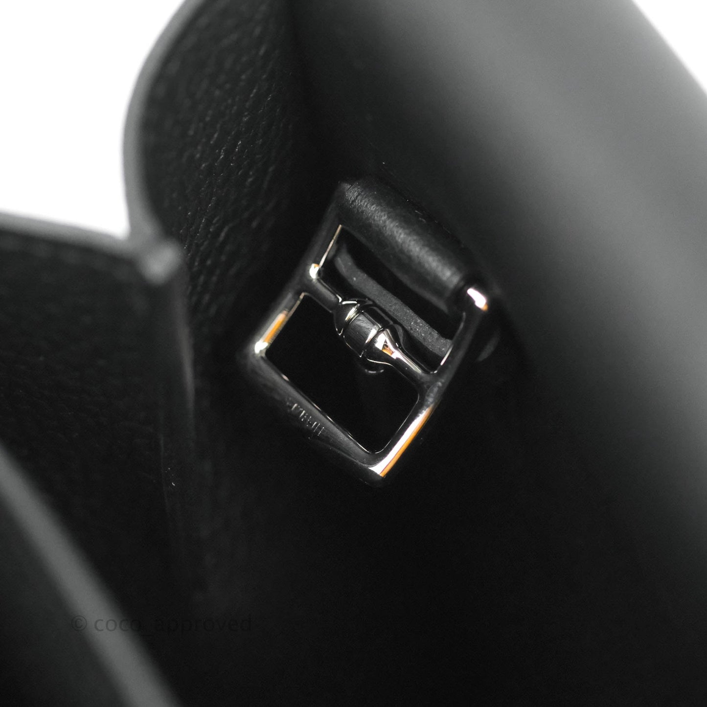 Hermès Halzan 31 Black Palladium Hardware