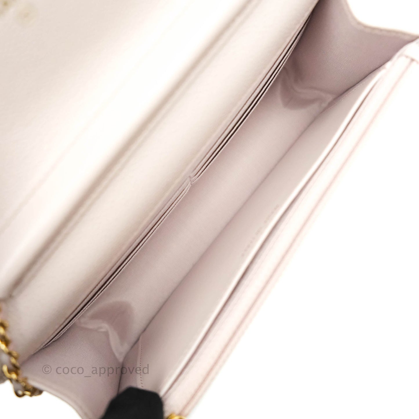 Chanel Quilted WOC Lilac Caviar CC Coco Chain Gold Hardware