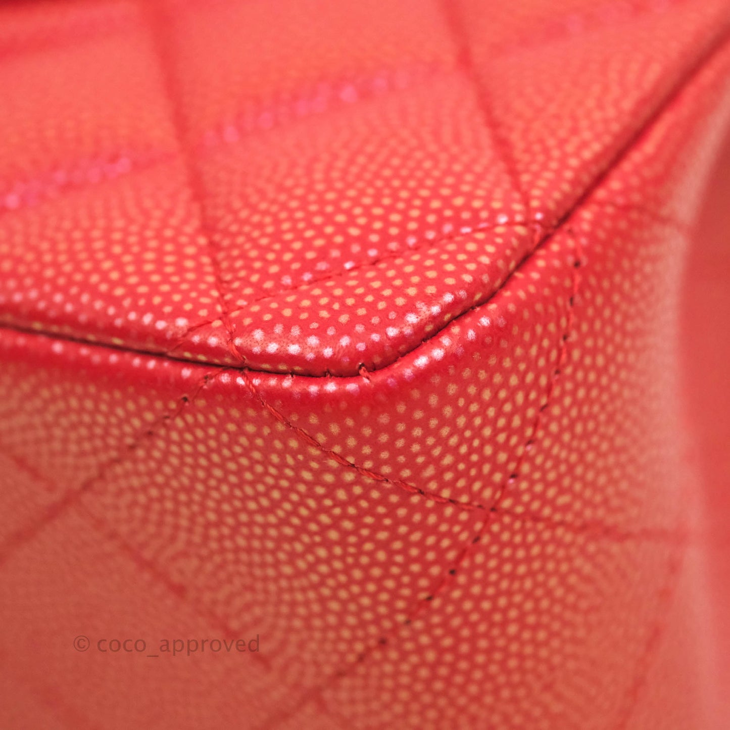 Chanel Classic M/L Medium Double Flap Iridescent Red Caviar Gold Hardware 21S