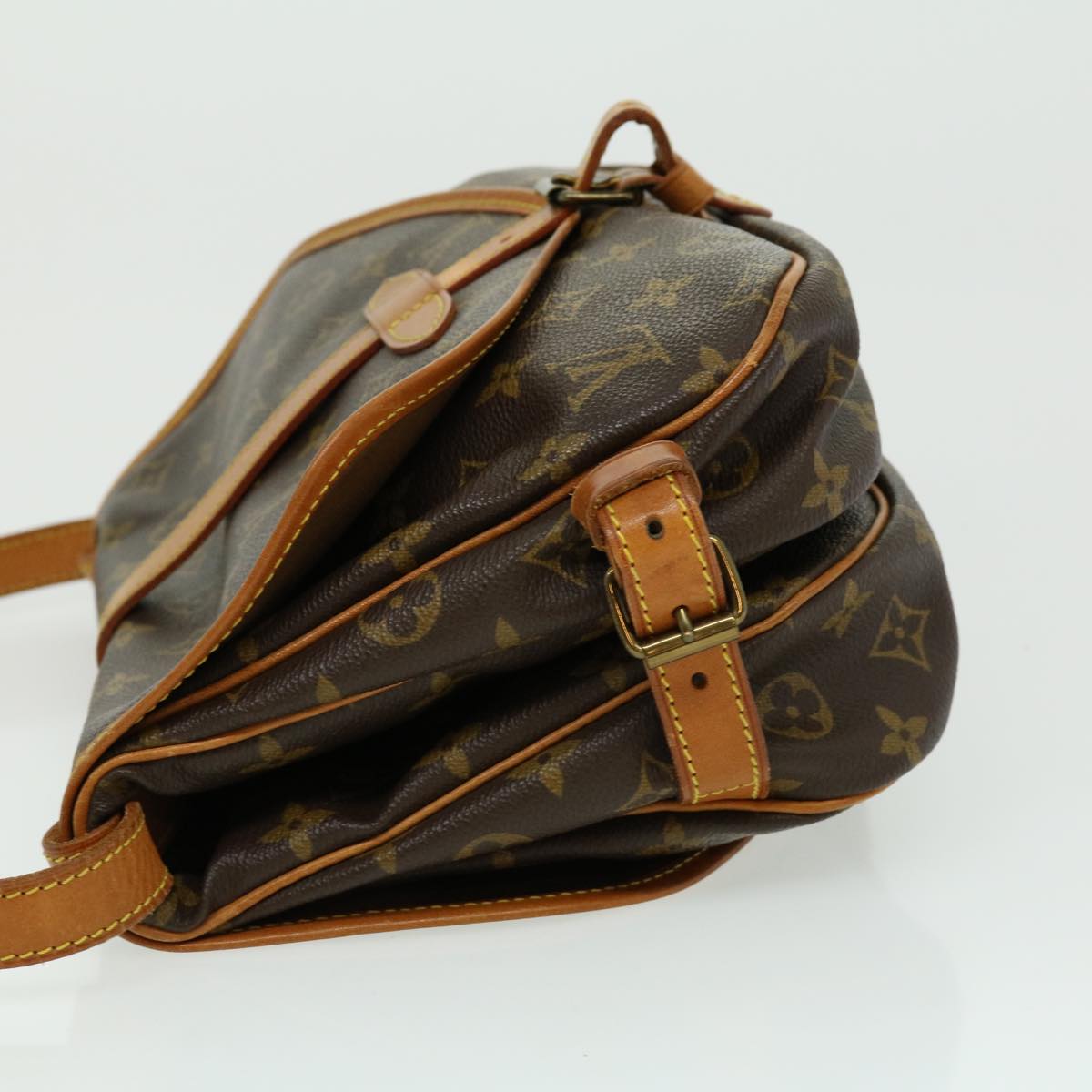 LOUIS VUITTON Monogram Saumur 30 Shoulder Bag M42256 LV 30003