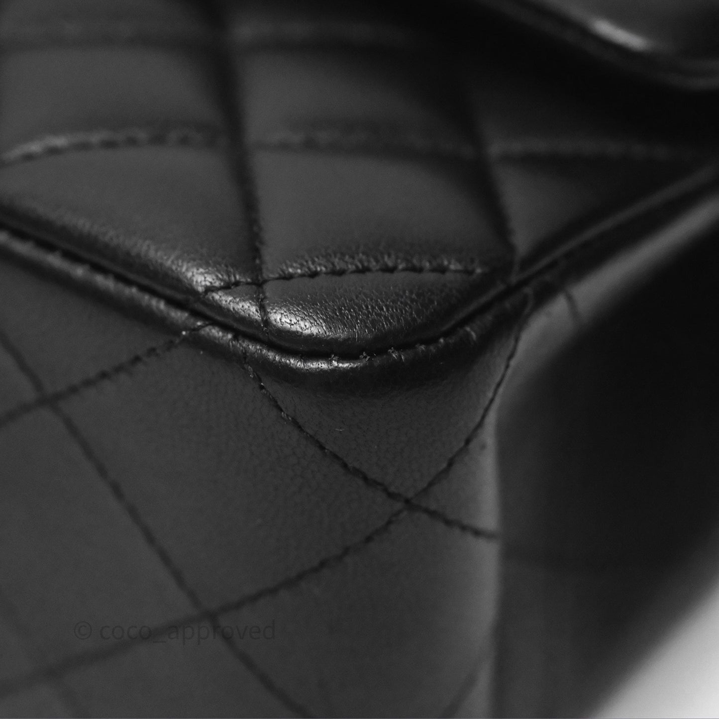 Chanel Classic M/L Medium Flap Quilted Black Lambskin Gold Hardware
