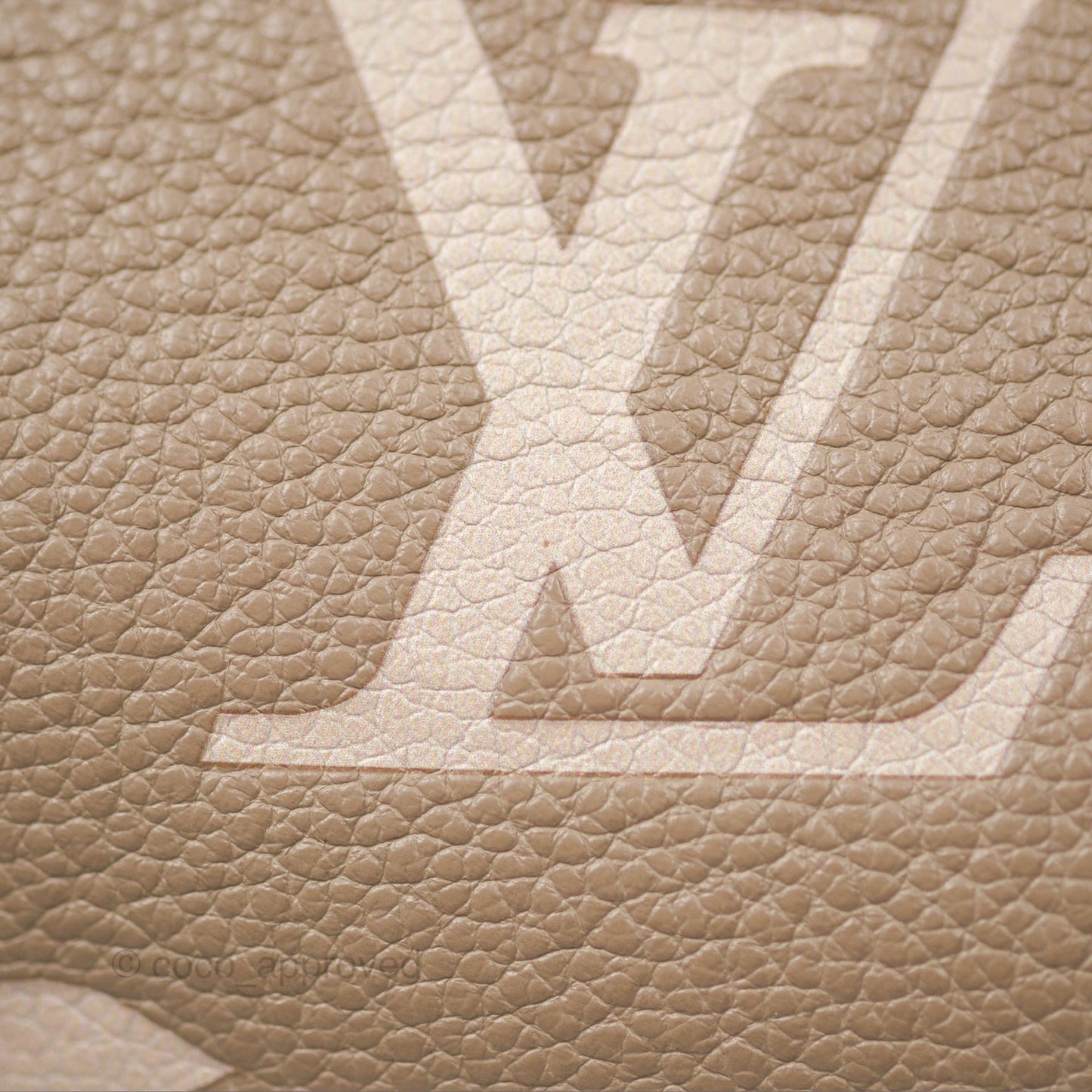 Louis Vuitton Speedy Bandoulière 20 Monogram Empreinte Tourterelle/Cream