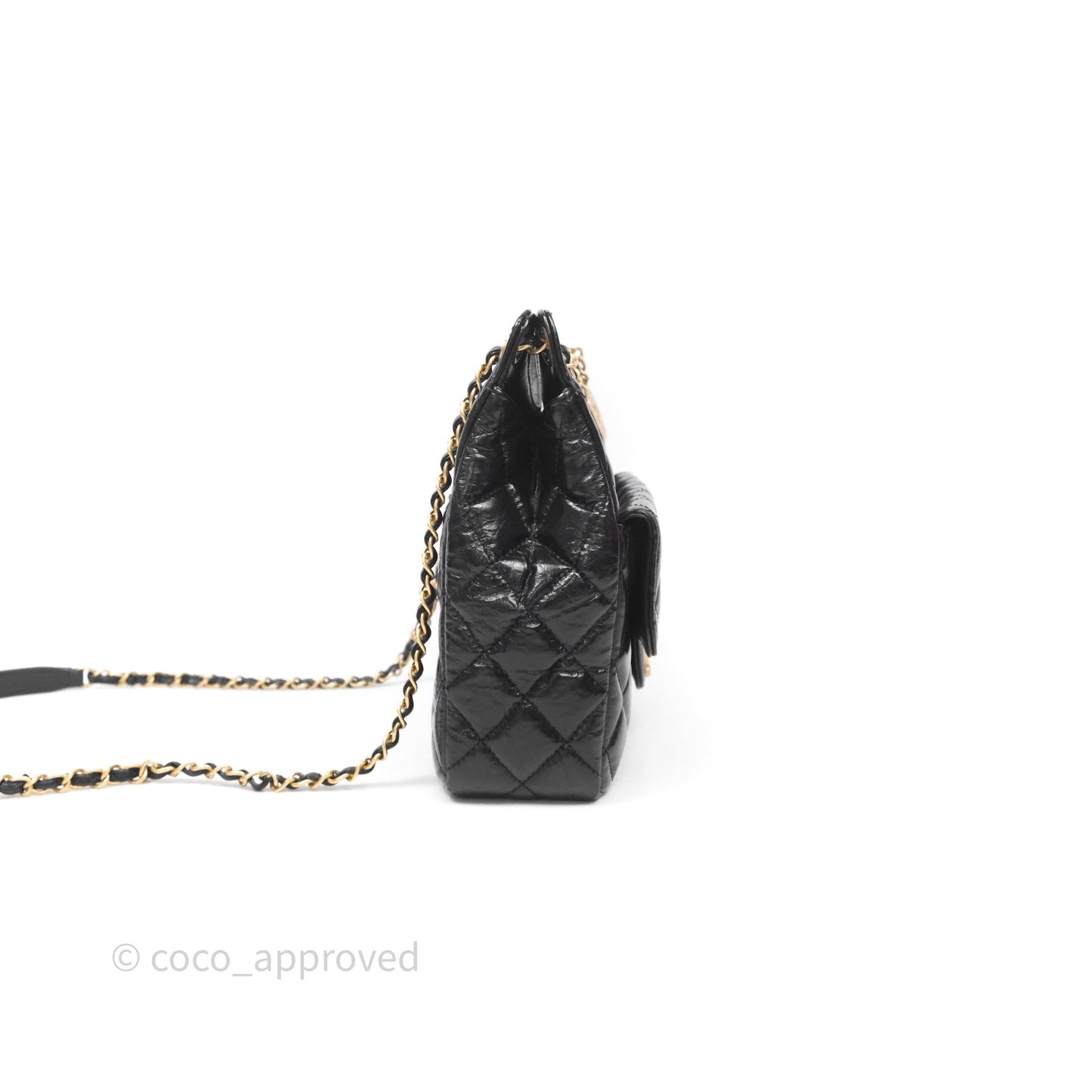 Chanel Medium Quilted Wavy CC Hobo Black Shiny Crumpled Calfskin Aged Gold Hardware