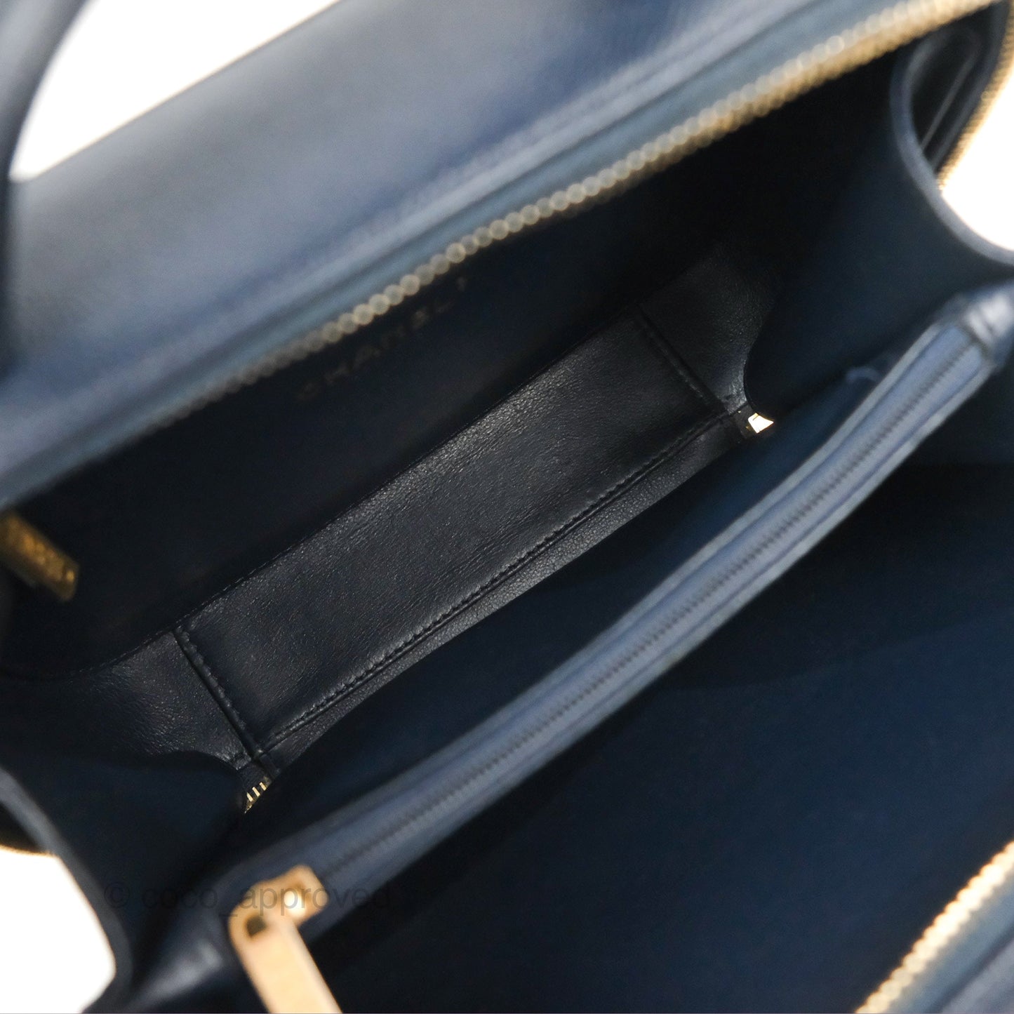 Chanel Quilted Medium CC Filigree Vanity Case Dark Navy Caviar Gold Hardware