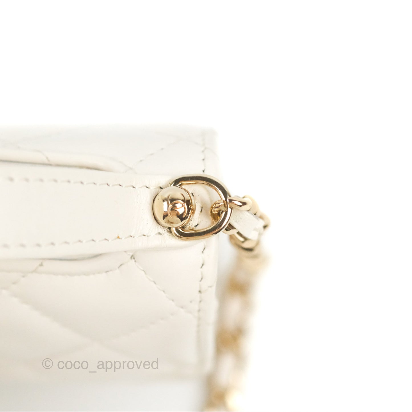 Chanel Coin Purse Clutch With Chain White Lambskin Gold Hardware