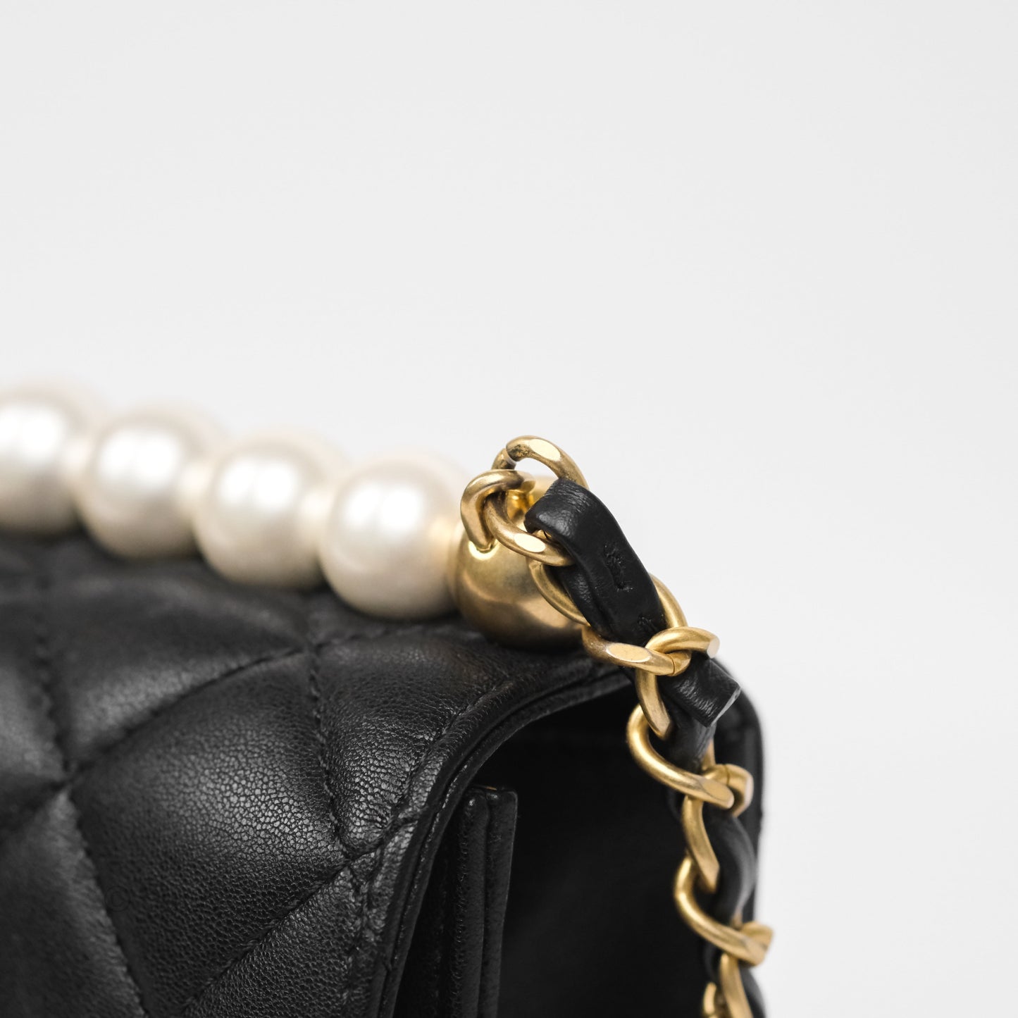 Chanel Small Chic Pearls Flap Quilted Black Goatskin Aged Gold Hardware