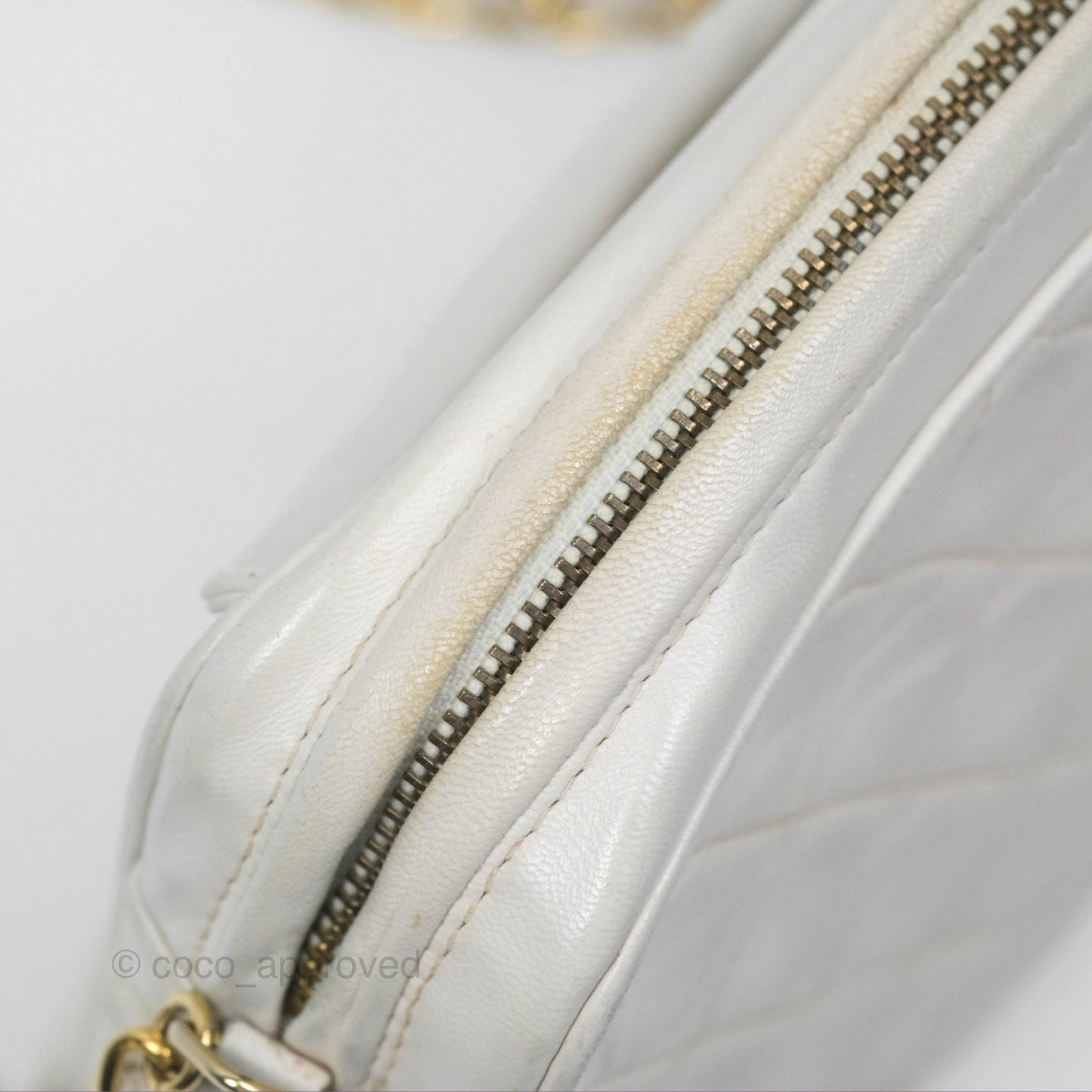 Chanel Vintage Small Camera Bag White Lambskin Gold Hardware