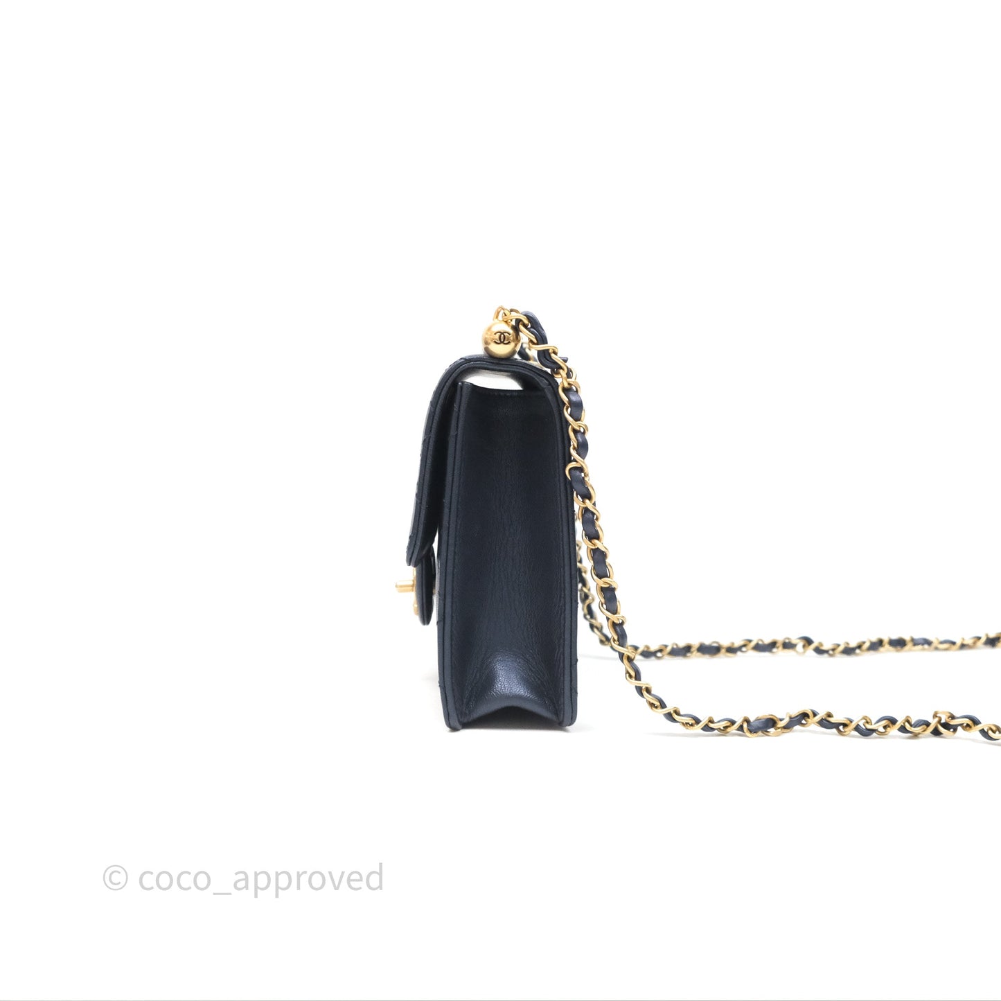Chanel Quilted Chic Pearls Flap Iridescent Navy Goatskin Aged Gold Hardware