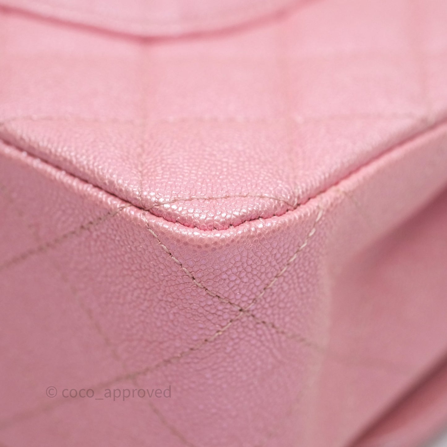Chanel Quilted Classic M/L Medium Flap Iridescent Pink Caviar Gold Hardware 19S