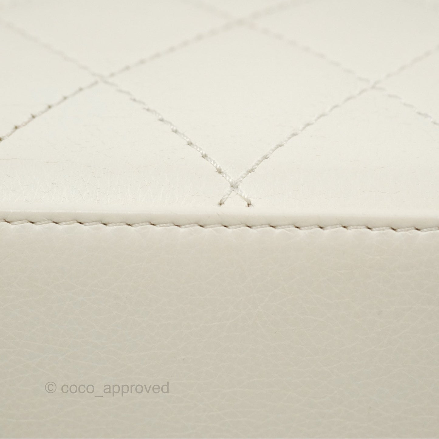 Chanel Quilted Label Click Flap Bag White Grained Calfskin Gold Hardware