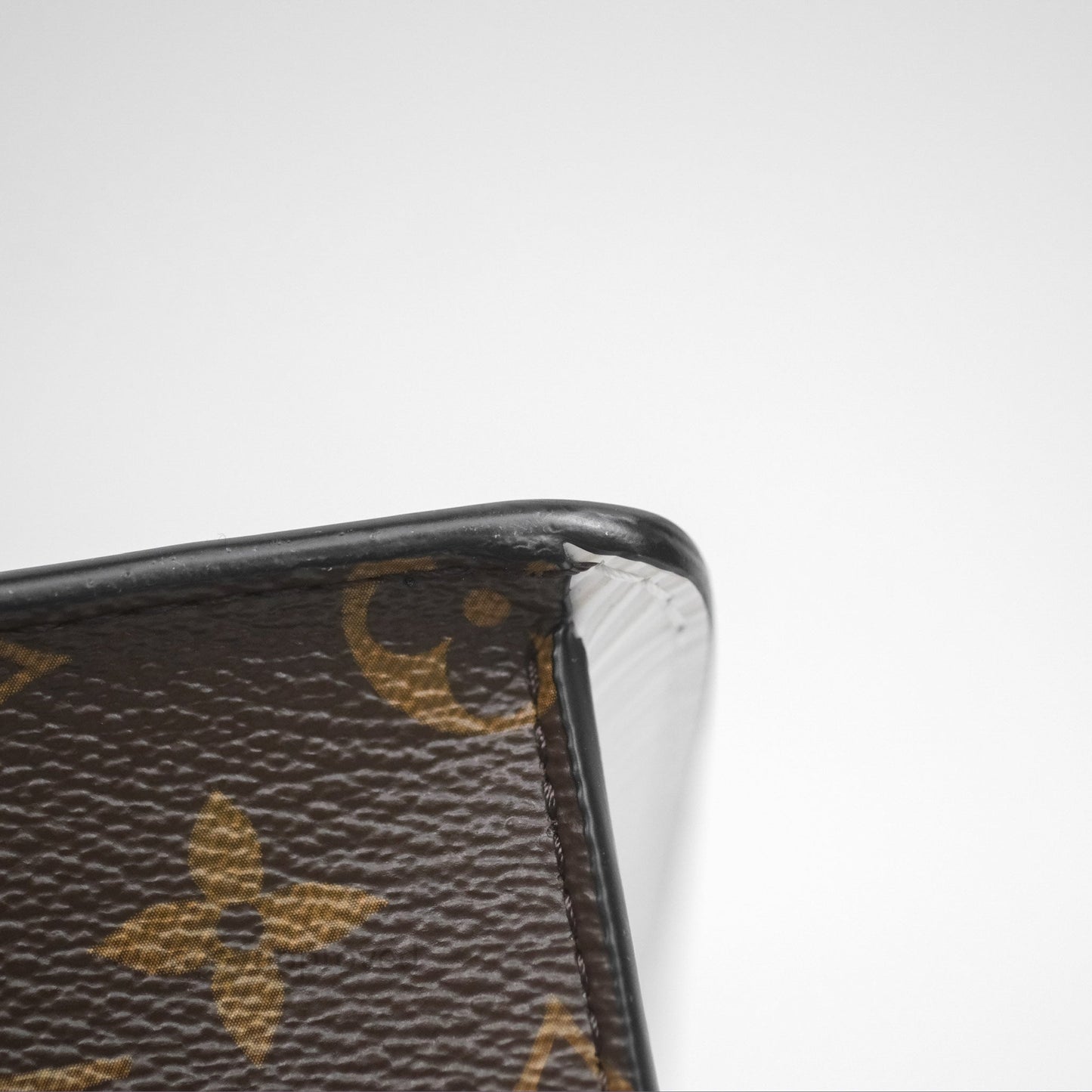 Louis Vuitton Spring Street Vernis Epi Monogram Black