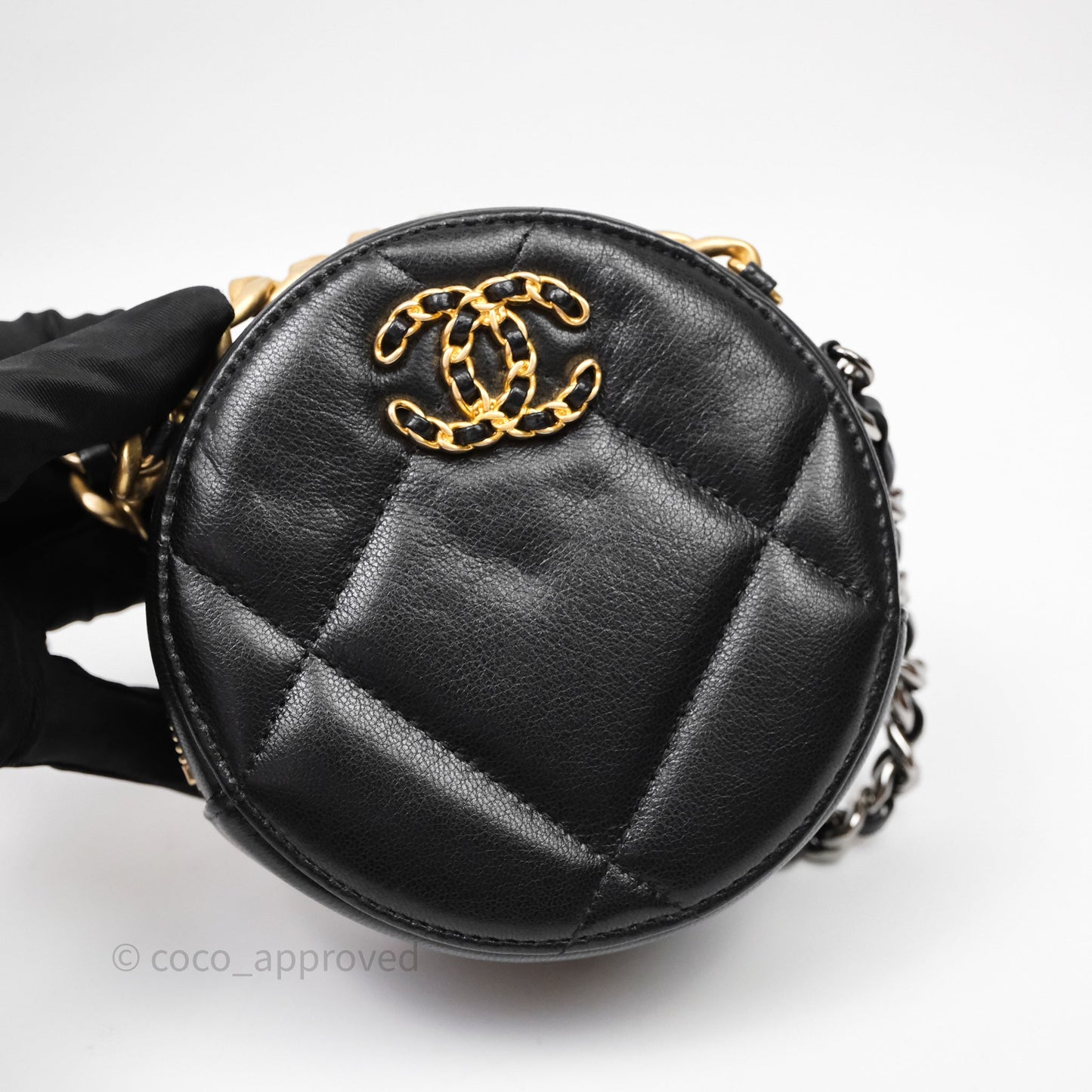 Chanel 19 Round Clutch With Chain Black Mixed Hardware