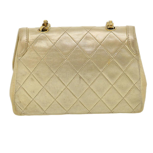 Luxury Chanel Matelasse Turn Lock Chain Shoulder Bag Lamb Skin Gold CC  31382A