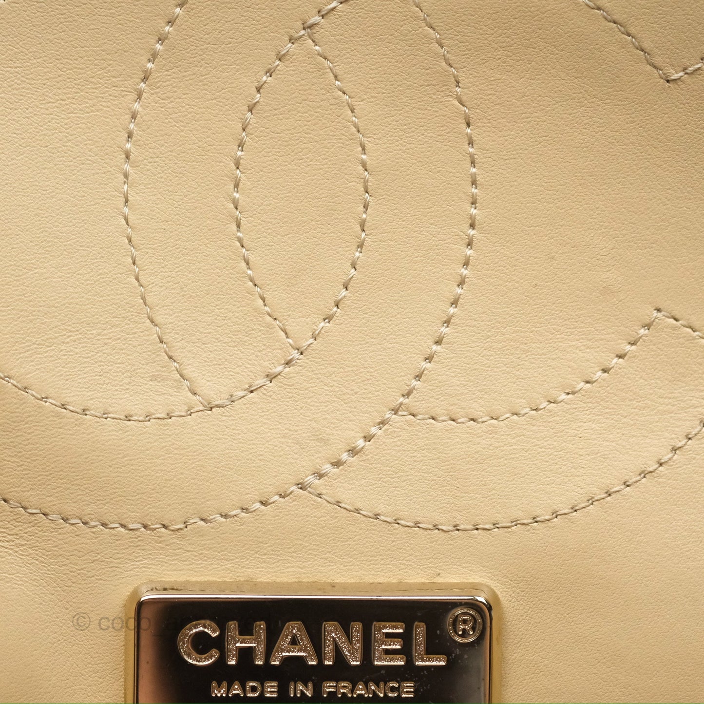 Chanel Jumbo Double Flap Iridescent Gold Python Gold Hardware⁣⁣