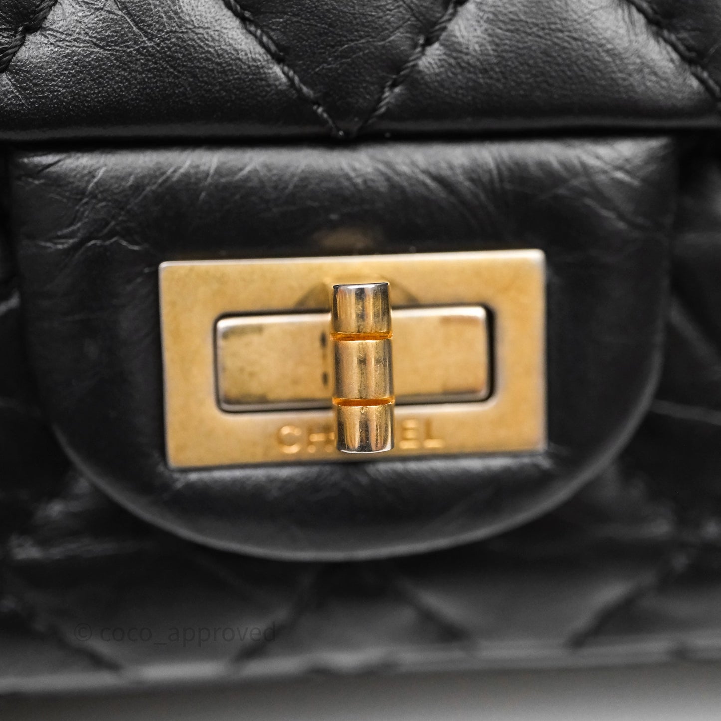 Chanel Reissue 225 Quilted Aged Calfskin Black Aged Gold Hardware