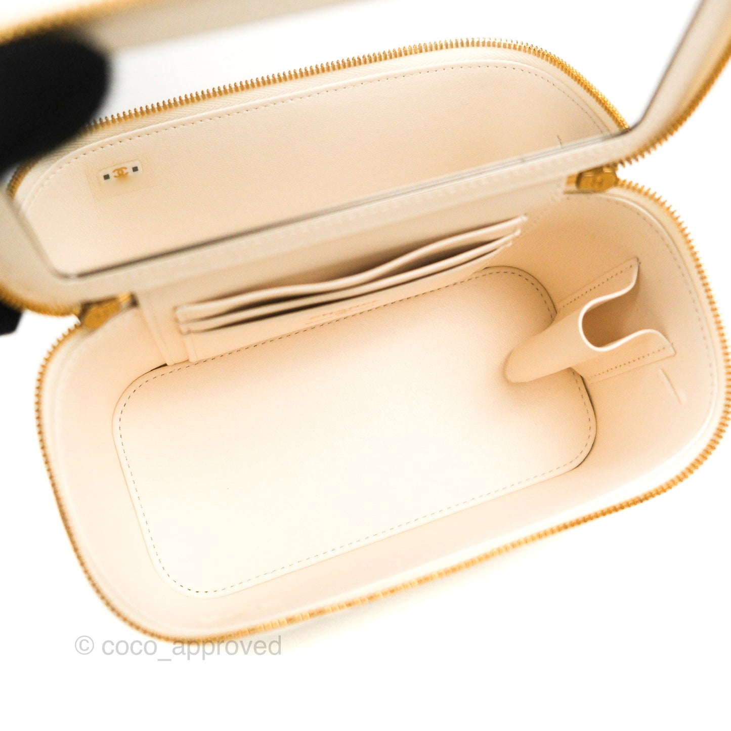 Chanel Vanity with COCO Heart Chain White Lambskin Aged Gold Hardware