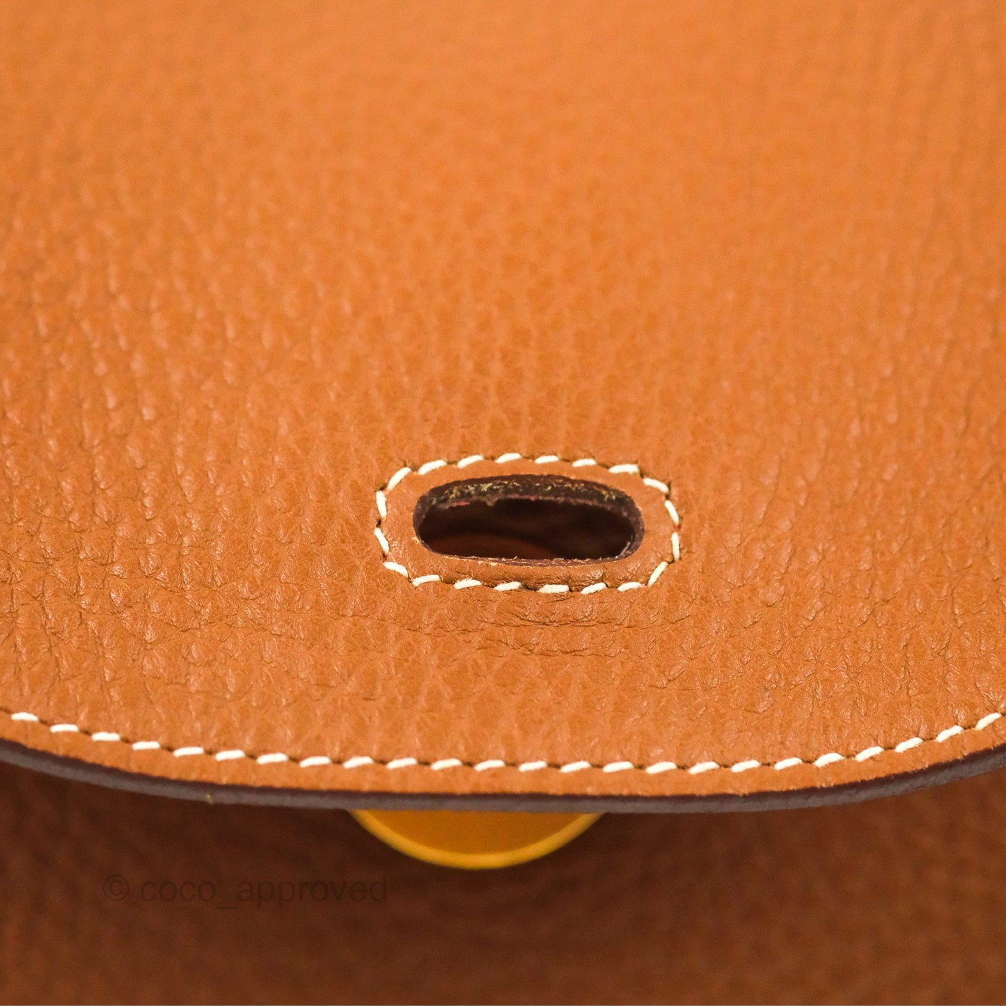 Hermès Lindy 26 Gold Verso Rouge Tomate Clemence Gold Hardware