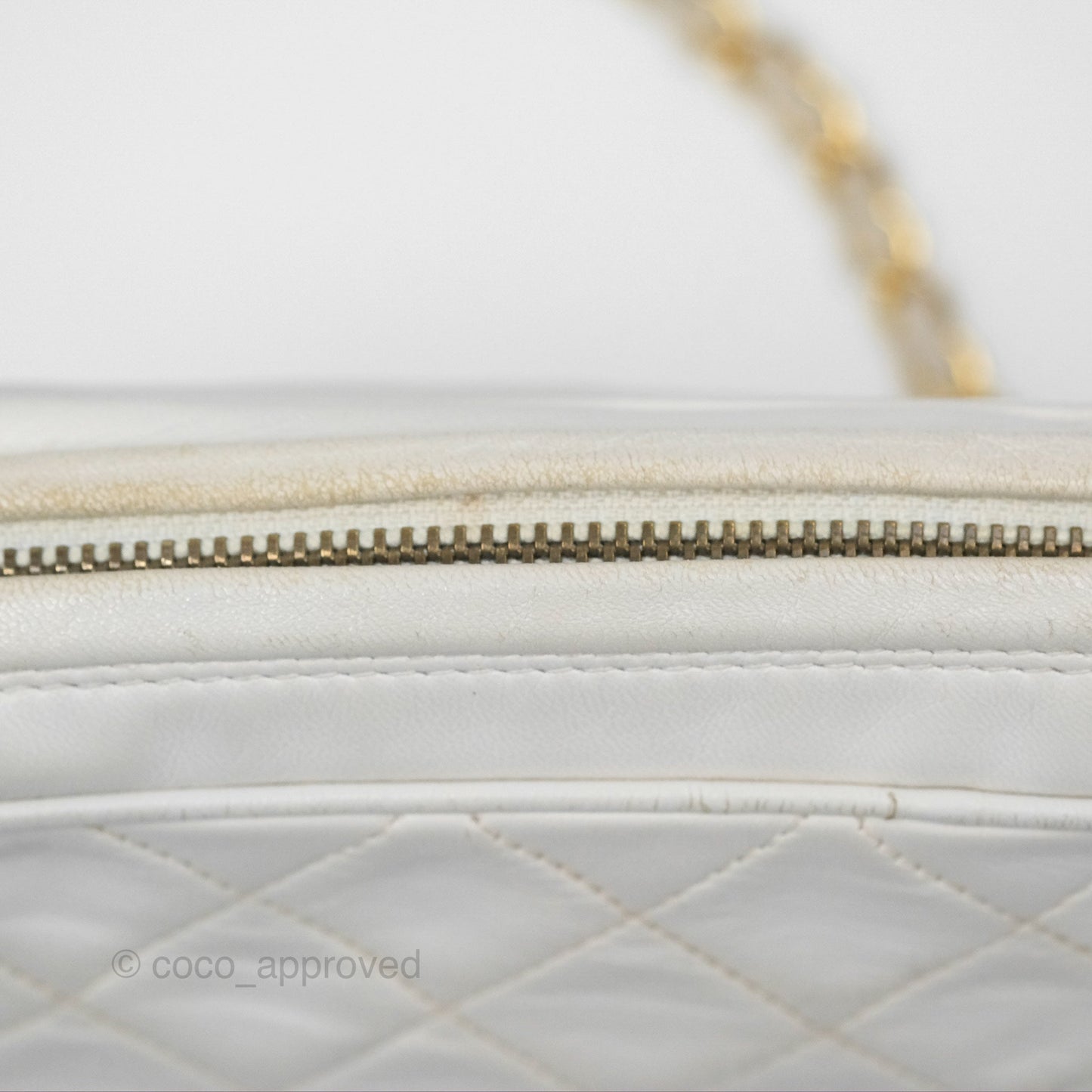 Chanel Vintage Small Camera Bag White Lambskin Gold Hardware