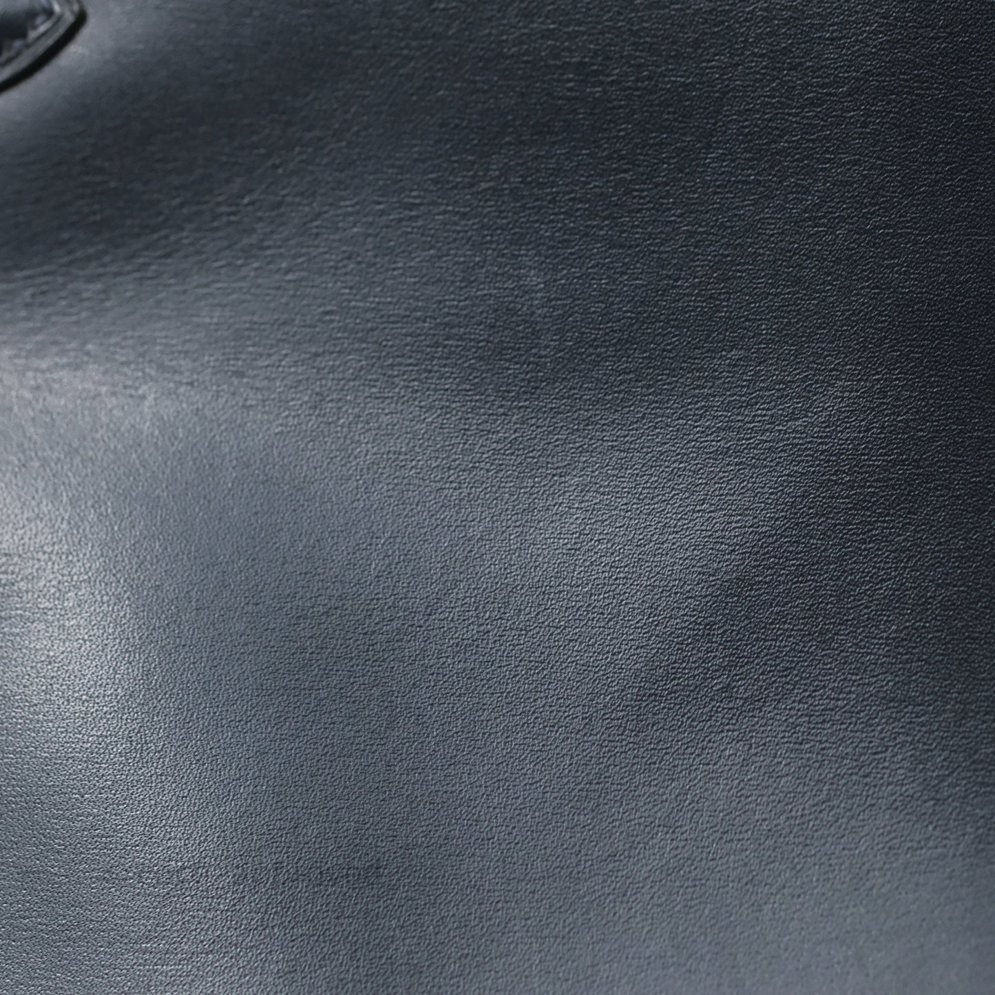 Hermès Vintage Kelly 28 Retourn Navy Box Leather Gold Hardware