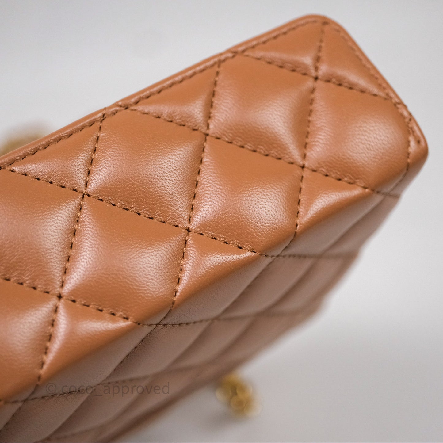 Chanel Top Handle Long Vanity with Chain Caramel Beige Lambskin Gold Hardware 25B