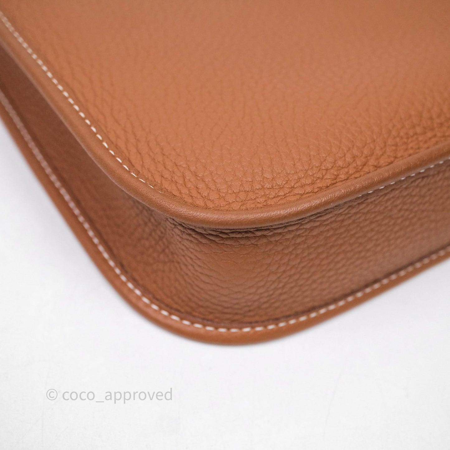Hermès Mini Evelyne 16 Gold 37 Clemence Gold Hardware