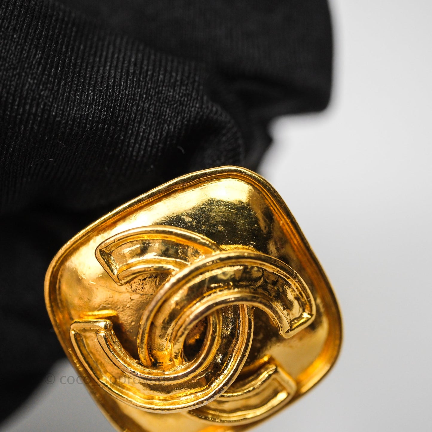 Chanel Square Ear Clip Gold Tone 94P