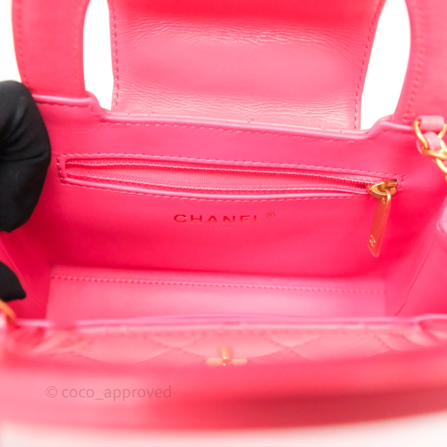 Chanel Kelly Bag Pink Shiny Calfskin Aged Gold Hardware