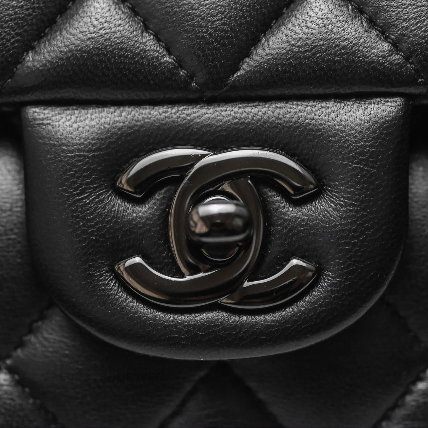 Chanel Classic Quilted M/L Medium Double Flap So Black Lambskin