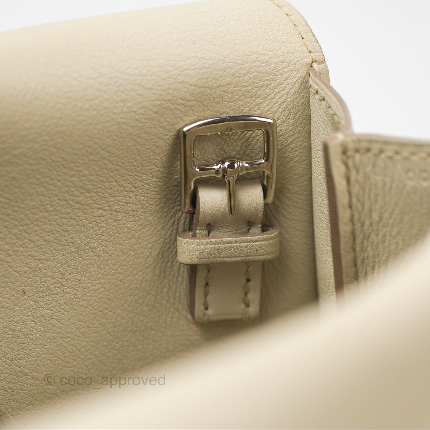 Hermès Halzan 22 Mini Craie Swift Palladium Hardware
