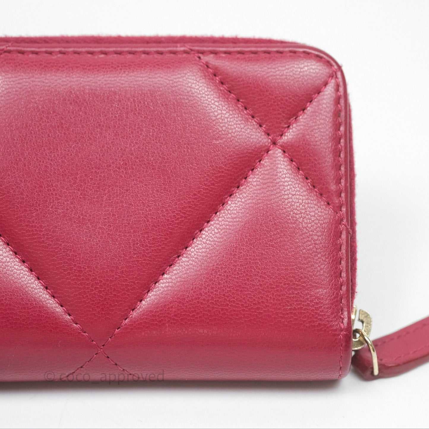 Chanel 19 Zip Card Holder Pink Lambskin Gold Hardware