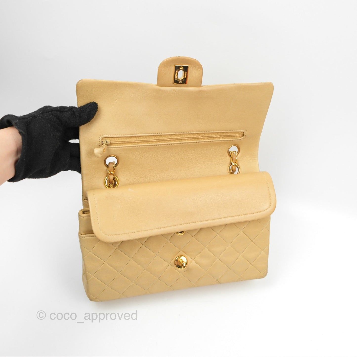 Chanel Vintage Medium Classic Flap Beige Lambskin 24K Gold Hardware