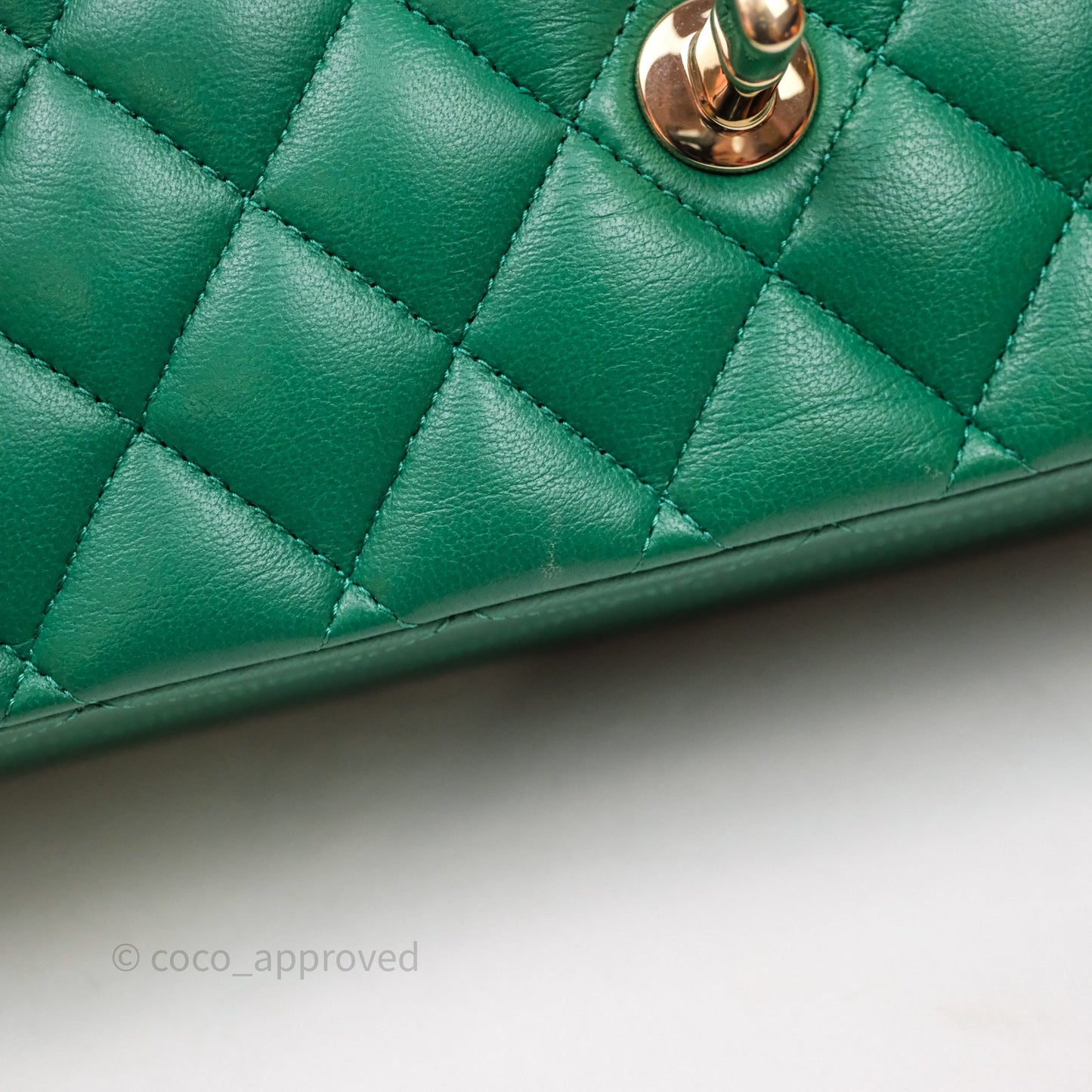 Chanel Classic M/L Medium Flap Quilted Green Lambskin Gold Hardware