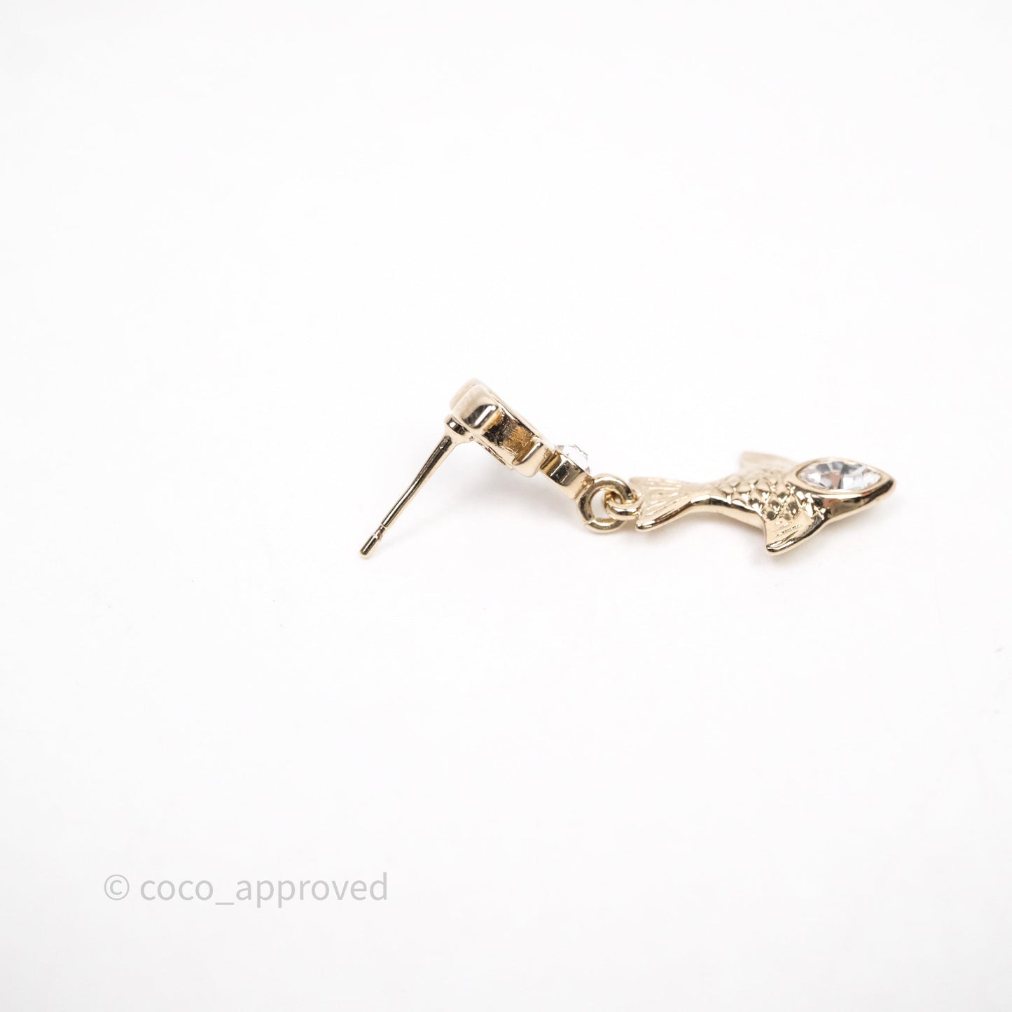 Chanel CC Crystals Shell Fish Drop Earrings Gold Tone 25C