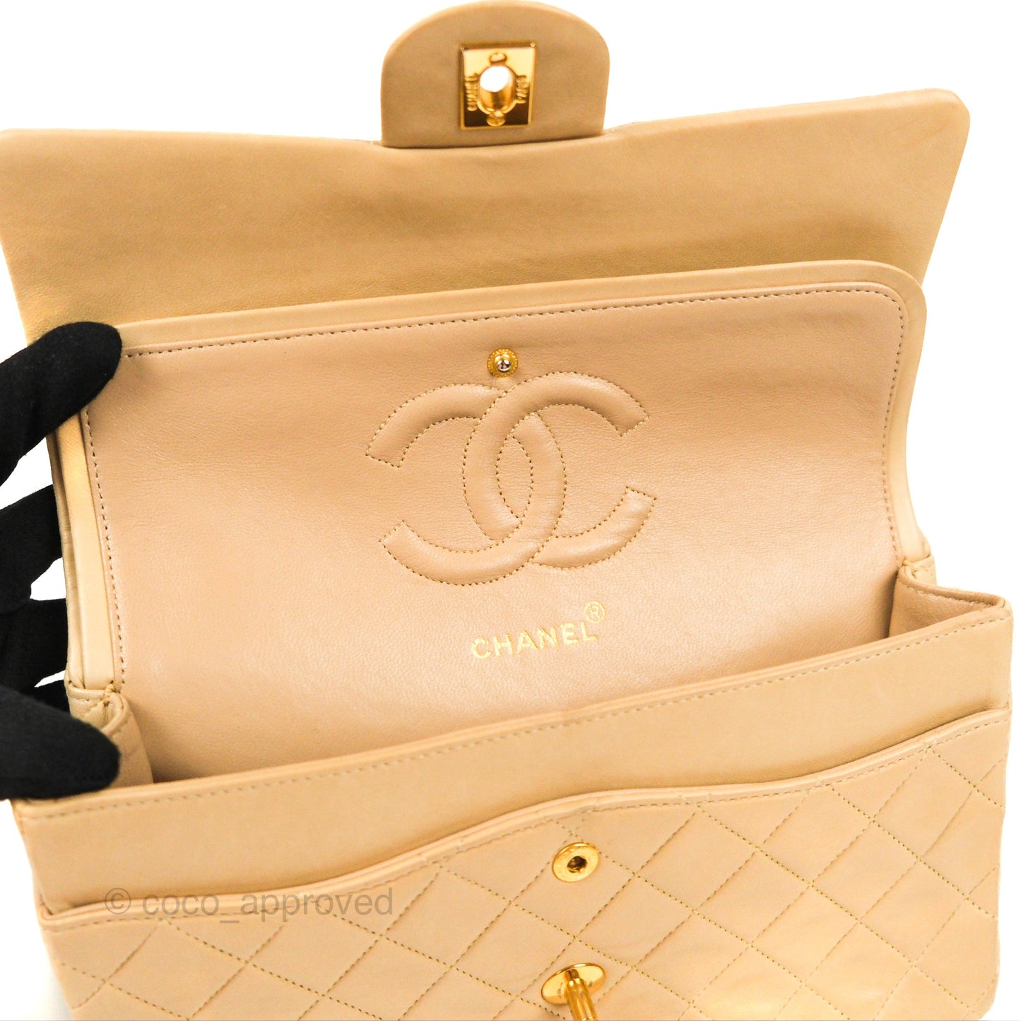 Chanel Vintage Medium Classic Flap Beige Lambskin 24K Gold Hardware