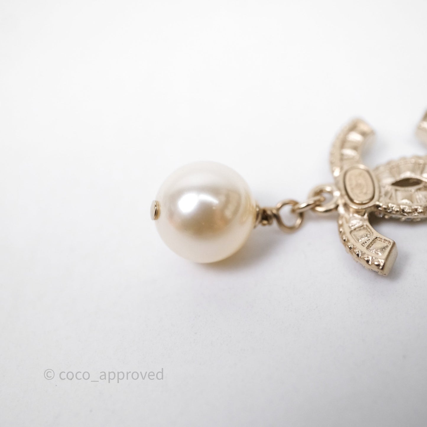 Chanel Crystal CC Pearl Drop Earrings Gold Tone 24V